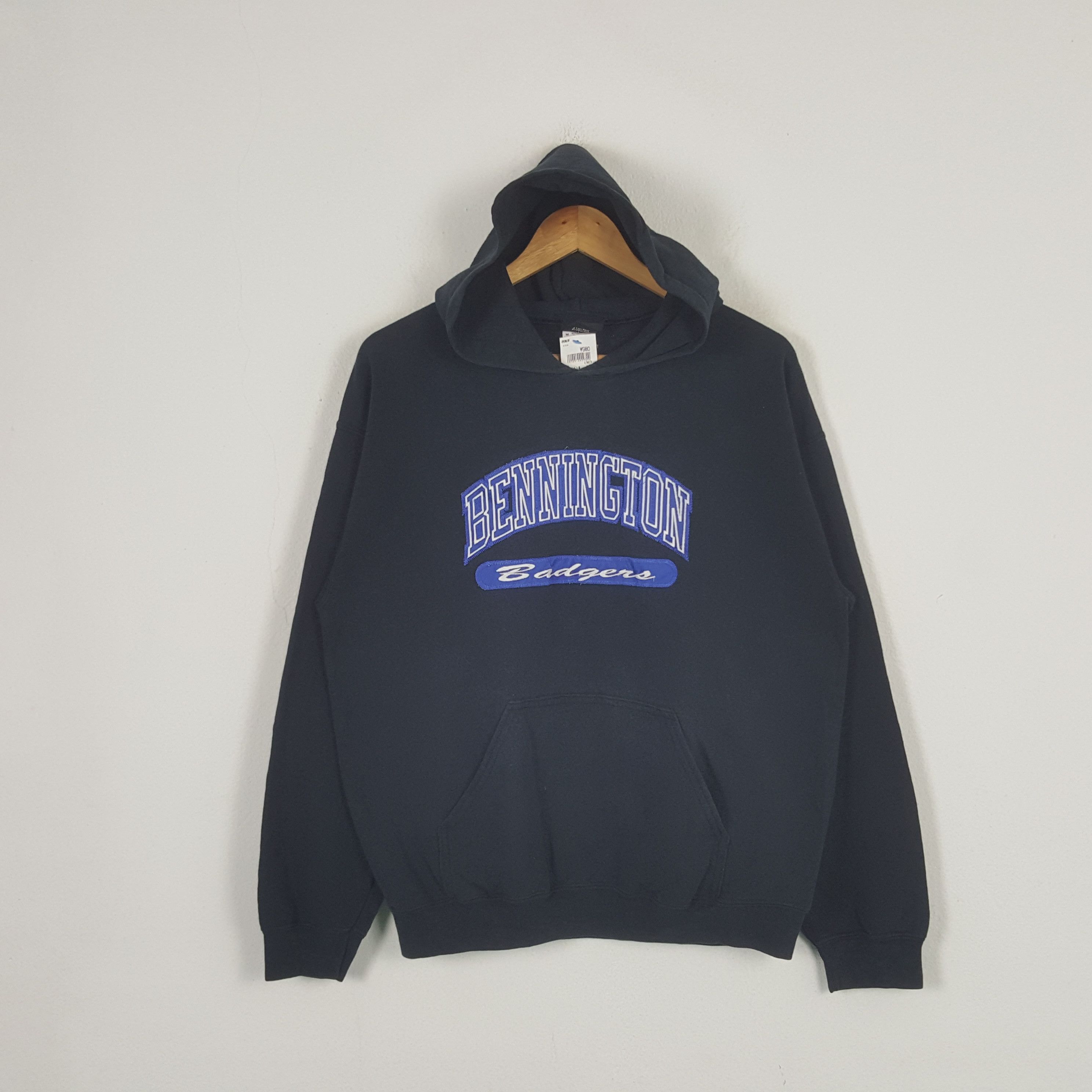 AAA × NFL × Vintage Vintage Bennington Badgers American Football Hoodies C284N15 Size US M / EU 48-50 / 2 - 1 Thumbnail