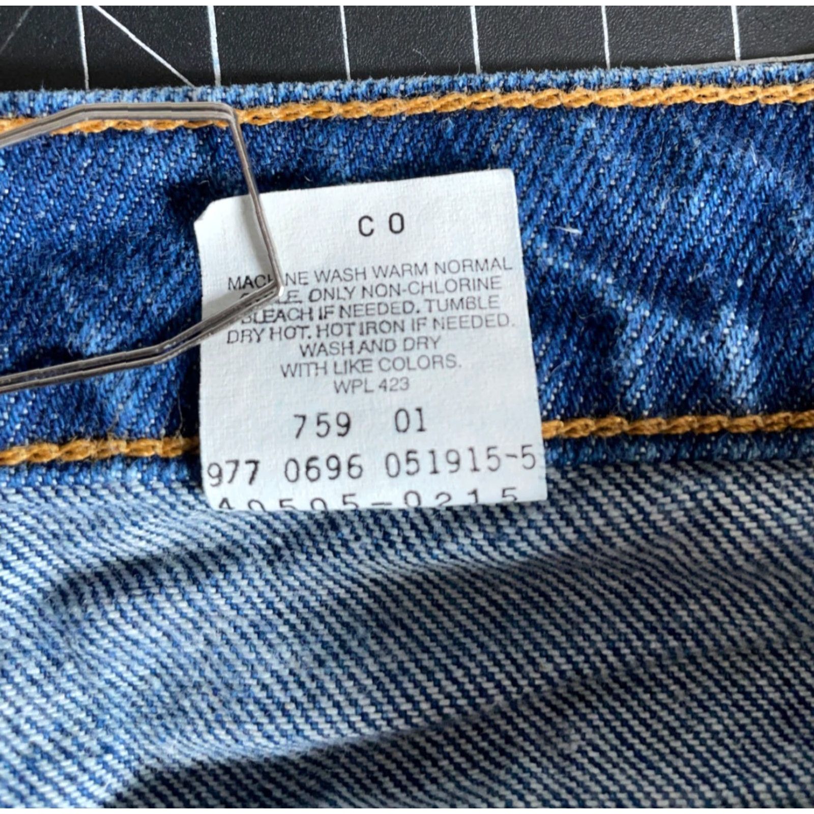 Levi's VINTAGE Levi's 505 Jeans Men 36 x 34 Blue Straight Size US 34 / EU 50 - 5 Thumbnail