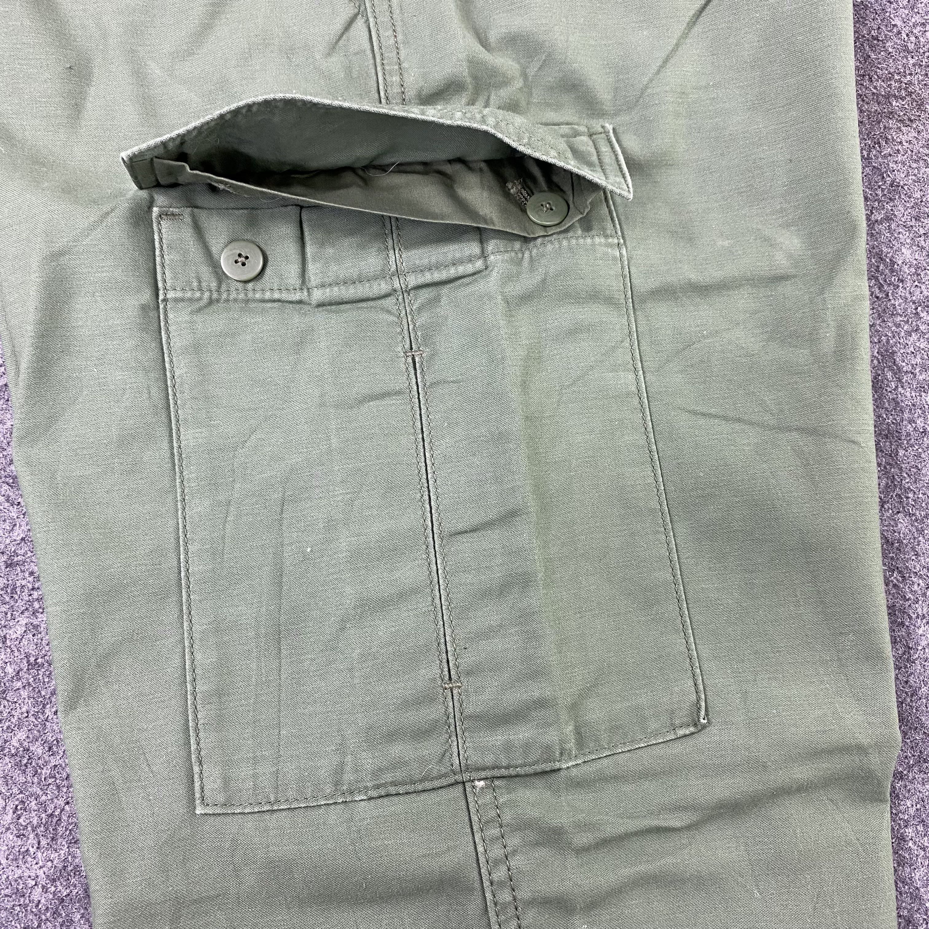 Uniqlo Green cargo pants -C030 Size US 31 - 11 Thumbnail