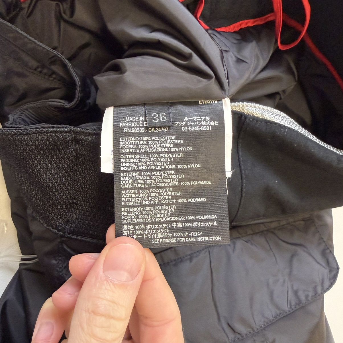 Prada Mid 2000s Black Nylon Ski Trousers Size 26" / US 2 / IT 38 - 12 Thumbnail