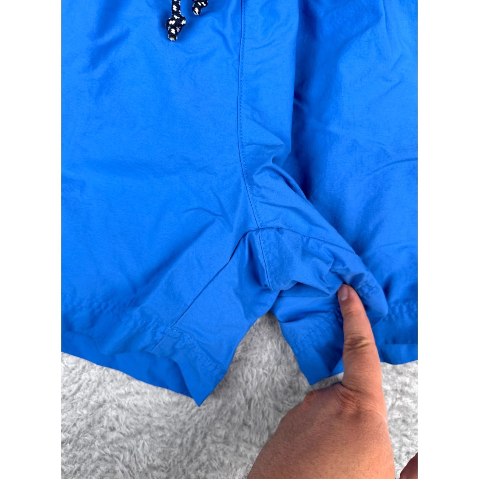 Vintage Columbia Men Shorts Small Blue PFG Nylon Cotton Elastic Waist Cargo Pocket Inseam 5in Size US 29 - 4 Thumbnail