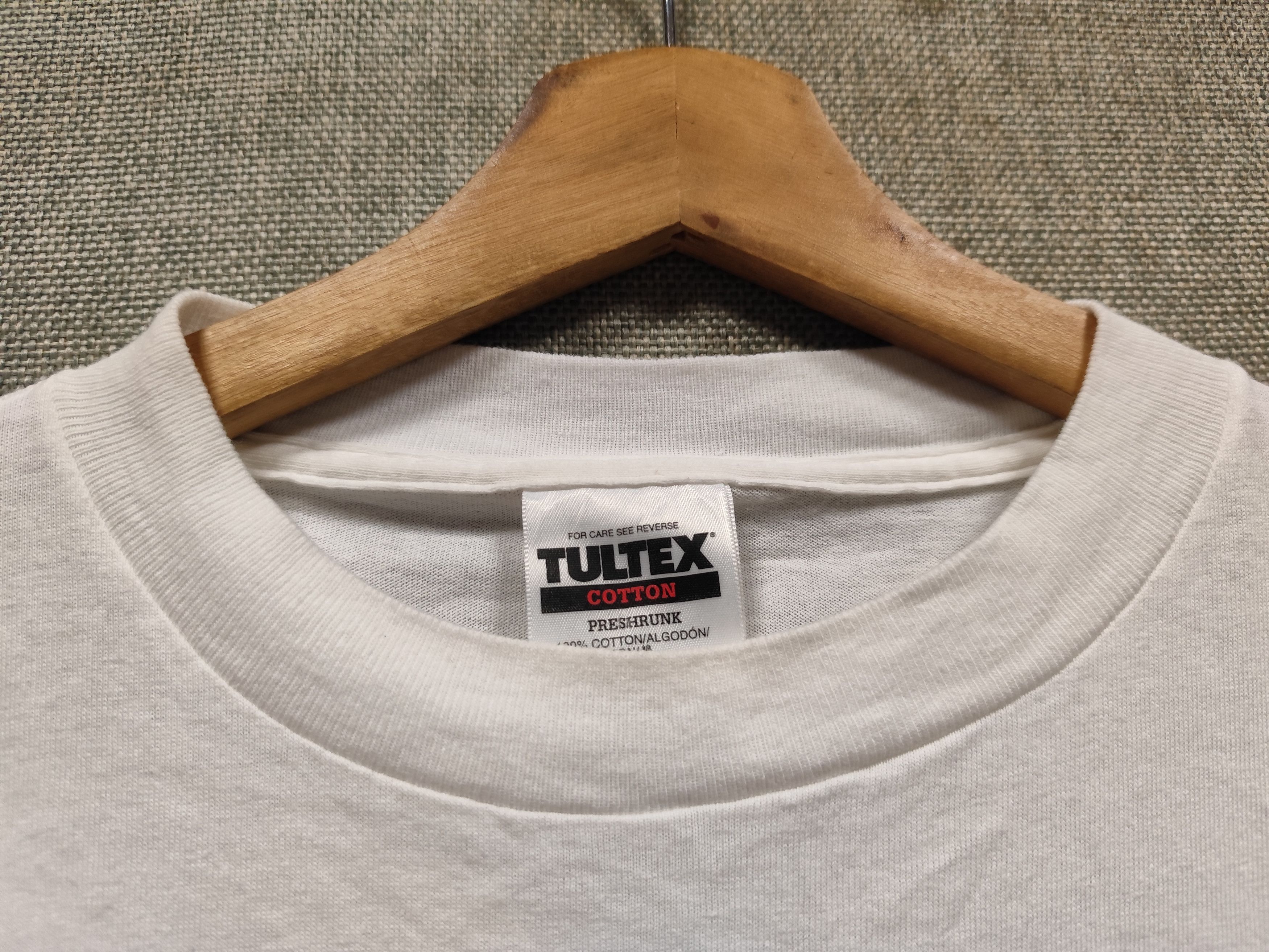 Tultex × Vintage Vintage 90s t shirt by tultex Size US M / EU 48-50 / 2 - 4 Thumbnail