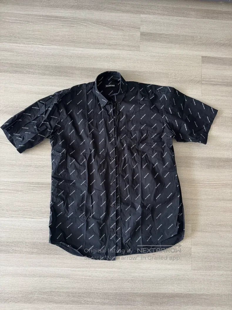 Balenciaga Balenciaga size 38 All Logo Short Sleeve Size 44 Size S / US 4 / IT 40 - 1 Thumbnail