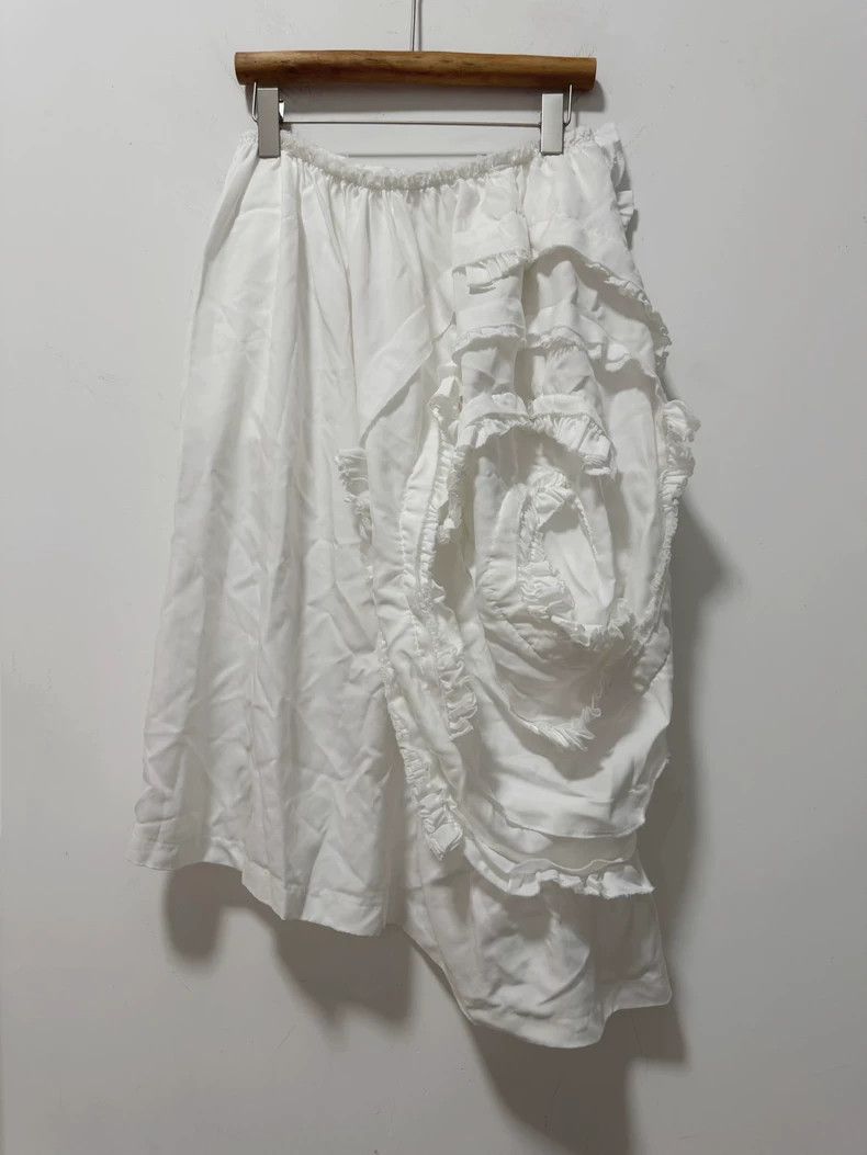 Comme des Garcons Comme Des Garcons size S Big rose lace skirt Size 23" - 1 Thumbnail