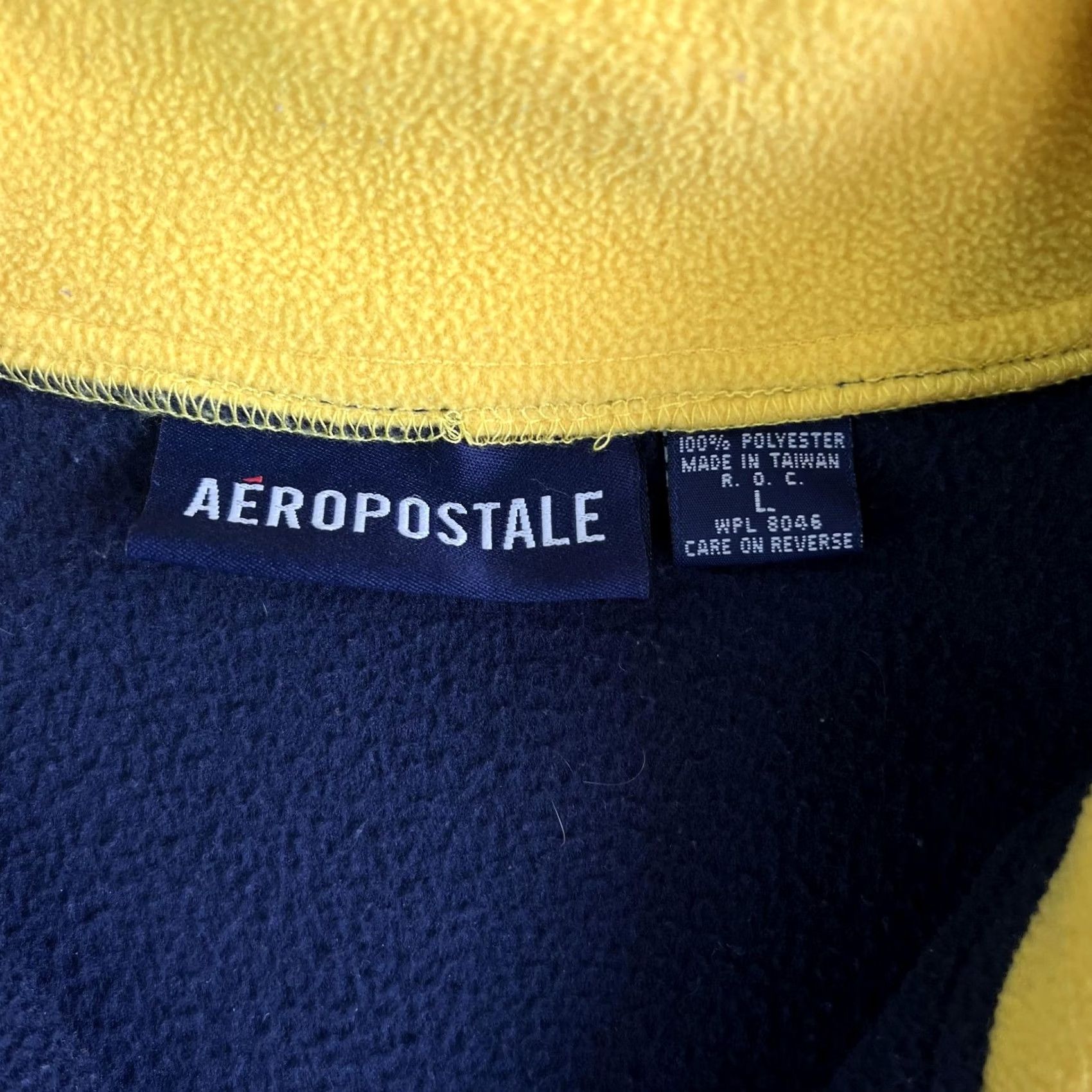 Vintage Aéropostale Fleece Pullover Mens Large Navy Yellow Quarter Zip A87 AERO Top Shirt Navy Yellow Striped Logo Embroidered Zip Pullover Mens L Size US L / EU 52-54 / 3 - 4 Thumbnail