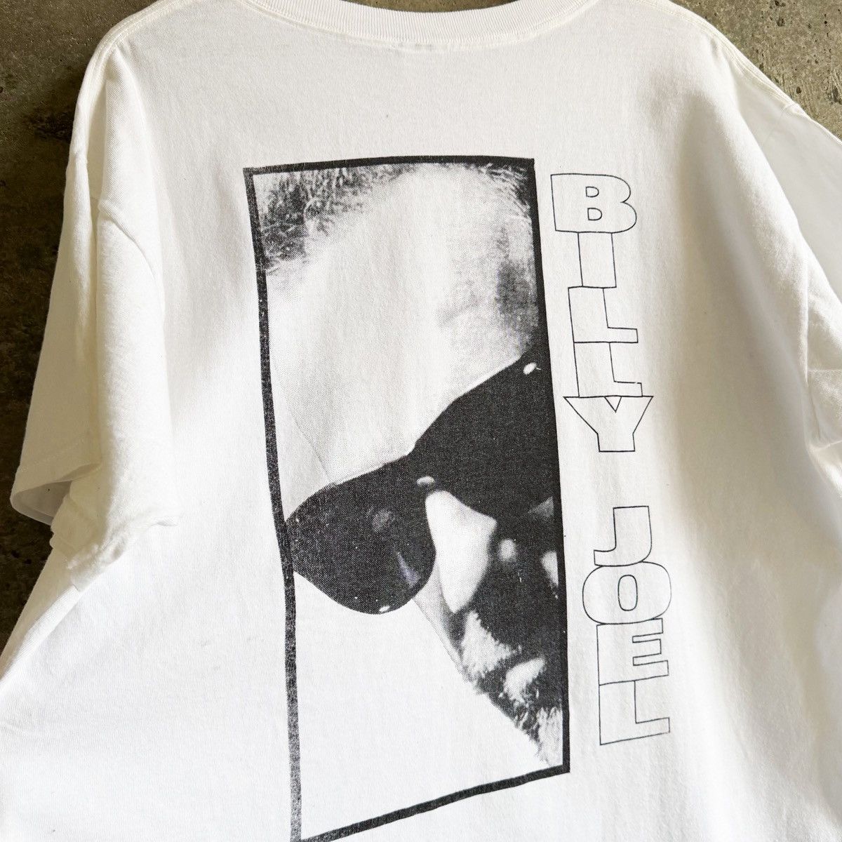 Vintage 90s THRASHED Vintage Billy Joel Tour T Shirt Size US XL / EU 56 / 4 - 4 Thumbnail