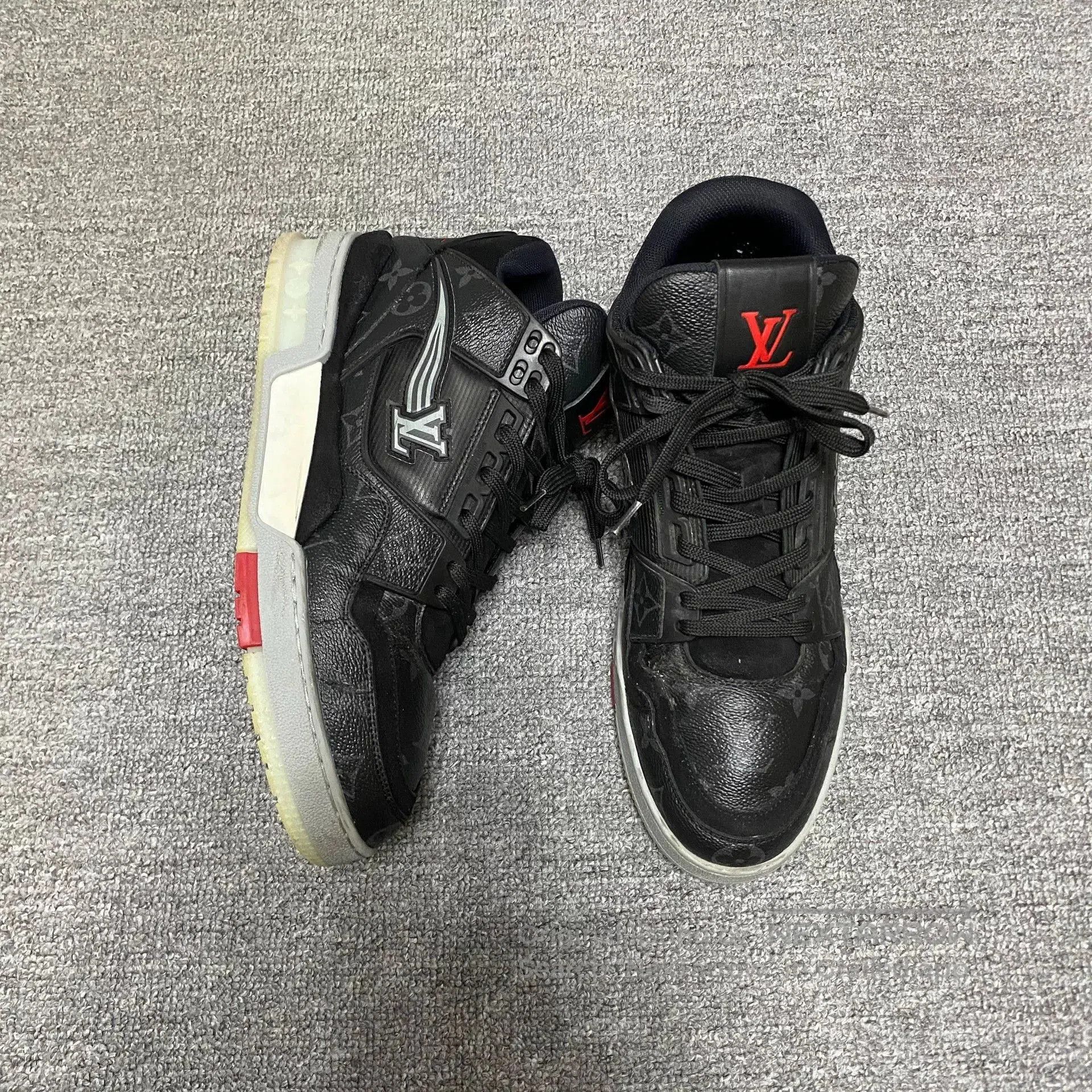 Louis Vuitton LOUIS VUITTON LV Trainer Black Sneakers. Size US 7.5 / EU 40-41 - 1 Thumbnail