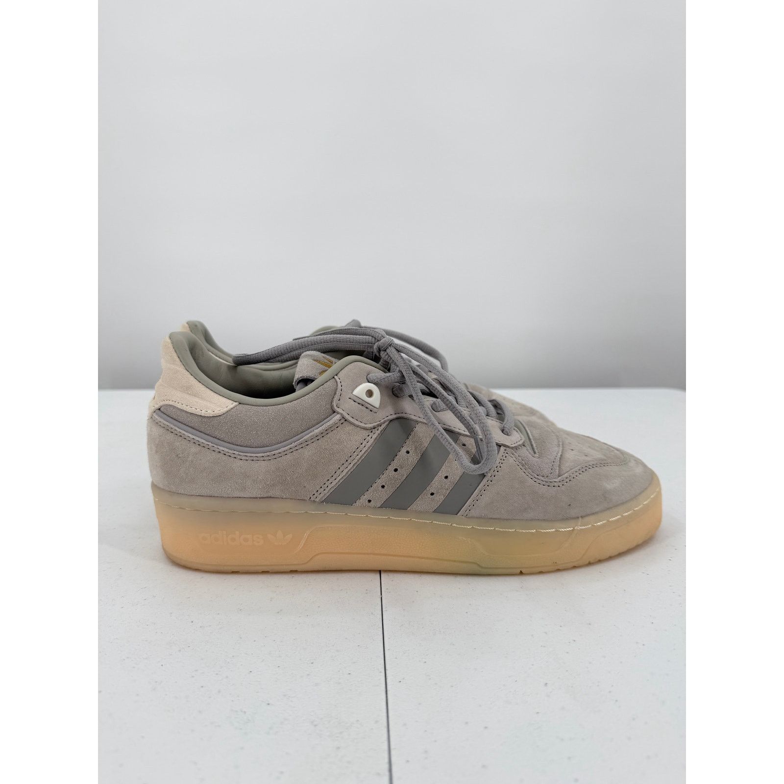 Adidas Adidas Rivalry Low 86 Sesame Gray Gum Bottom Sneakers 10 Size US 10 / EU 43 - 1 Thumbnail