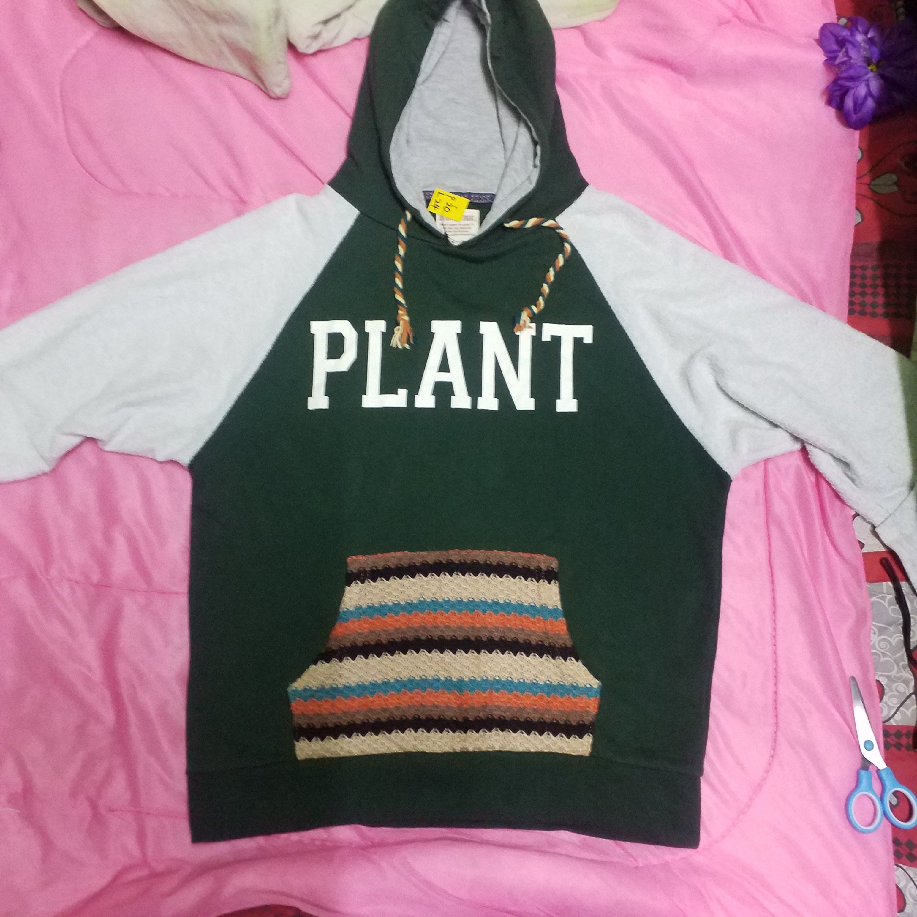 image of Hoodie With Knite Pocket Nice Design, Men's (Size Medium)