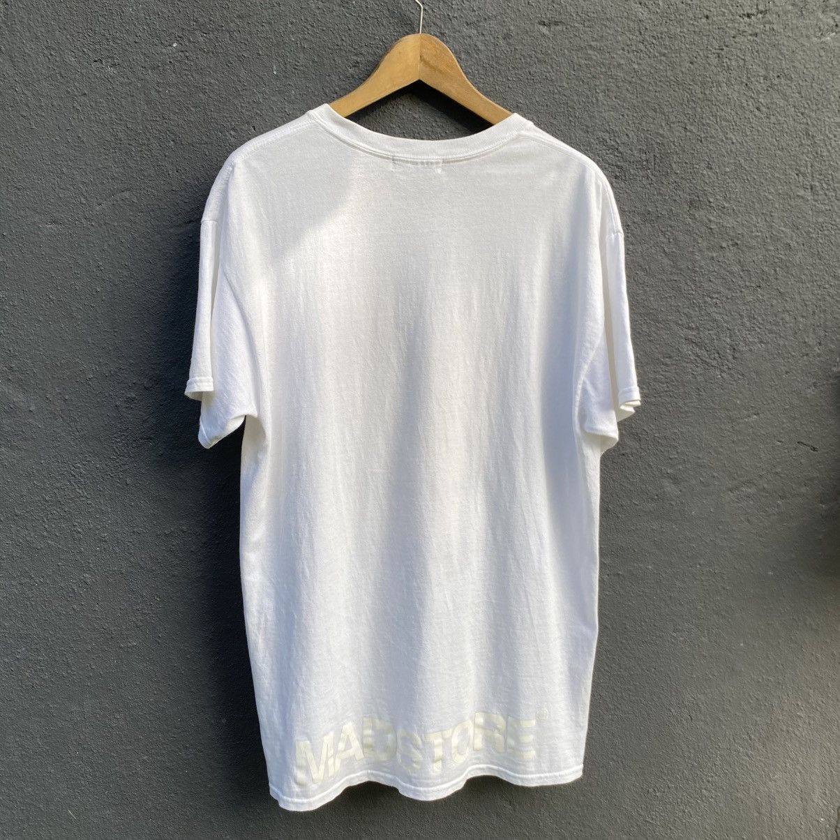 Japanese Brand Thrashed Undercover Jun Takahashi MADSTORE Tee Size US L / EU 52-54 / 3 - 3 Thumbnail