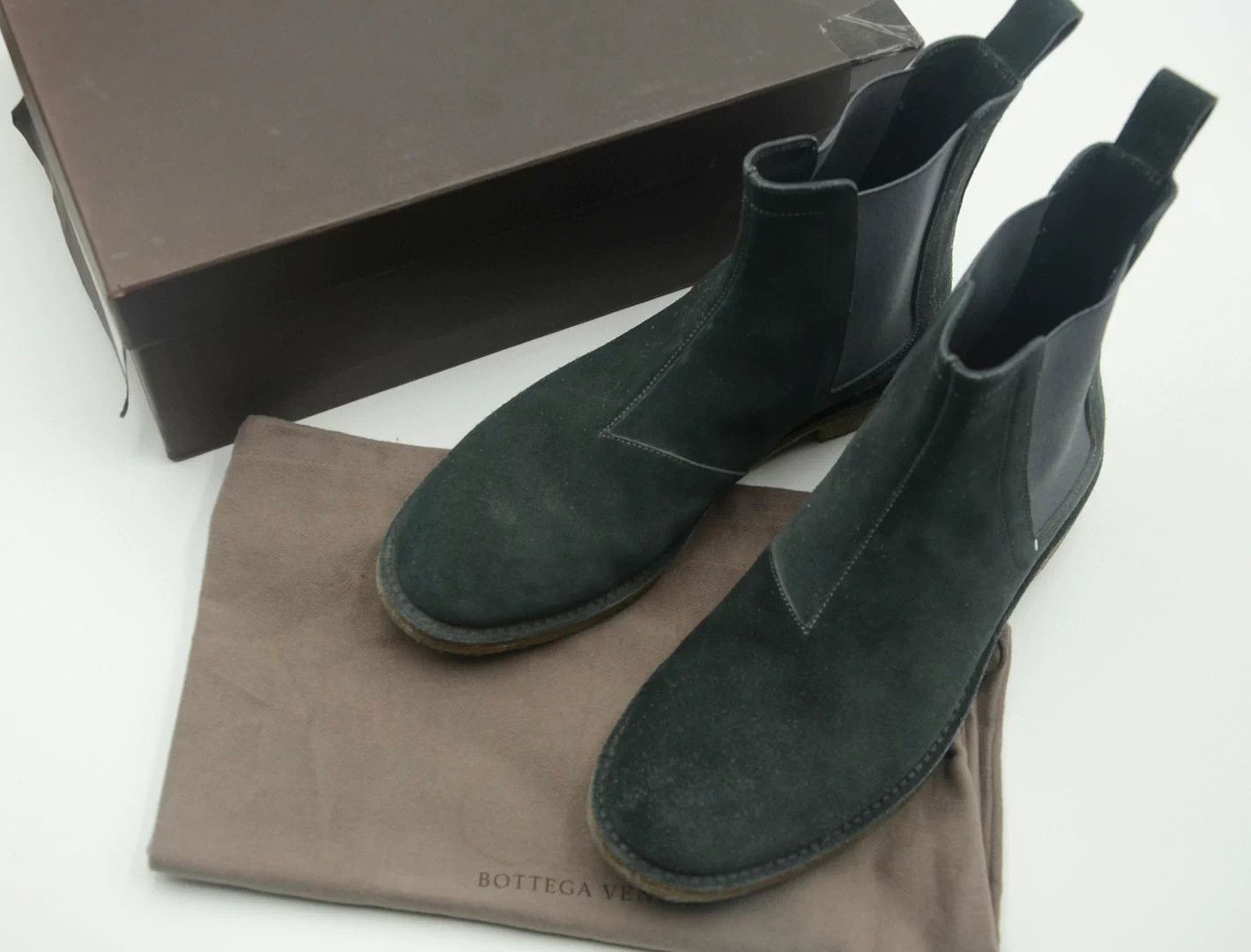 Bottega Veneta BV Wolf Gray Suede Chelsea Boots Men's 42 Size US 9 / EU 42 - 1 Thumbnail