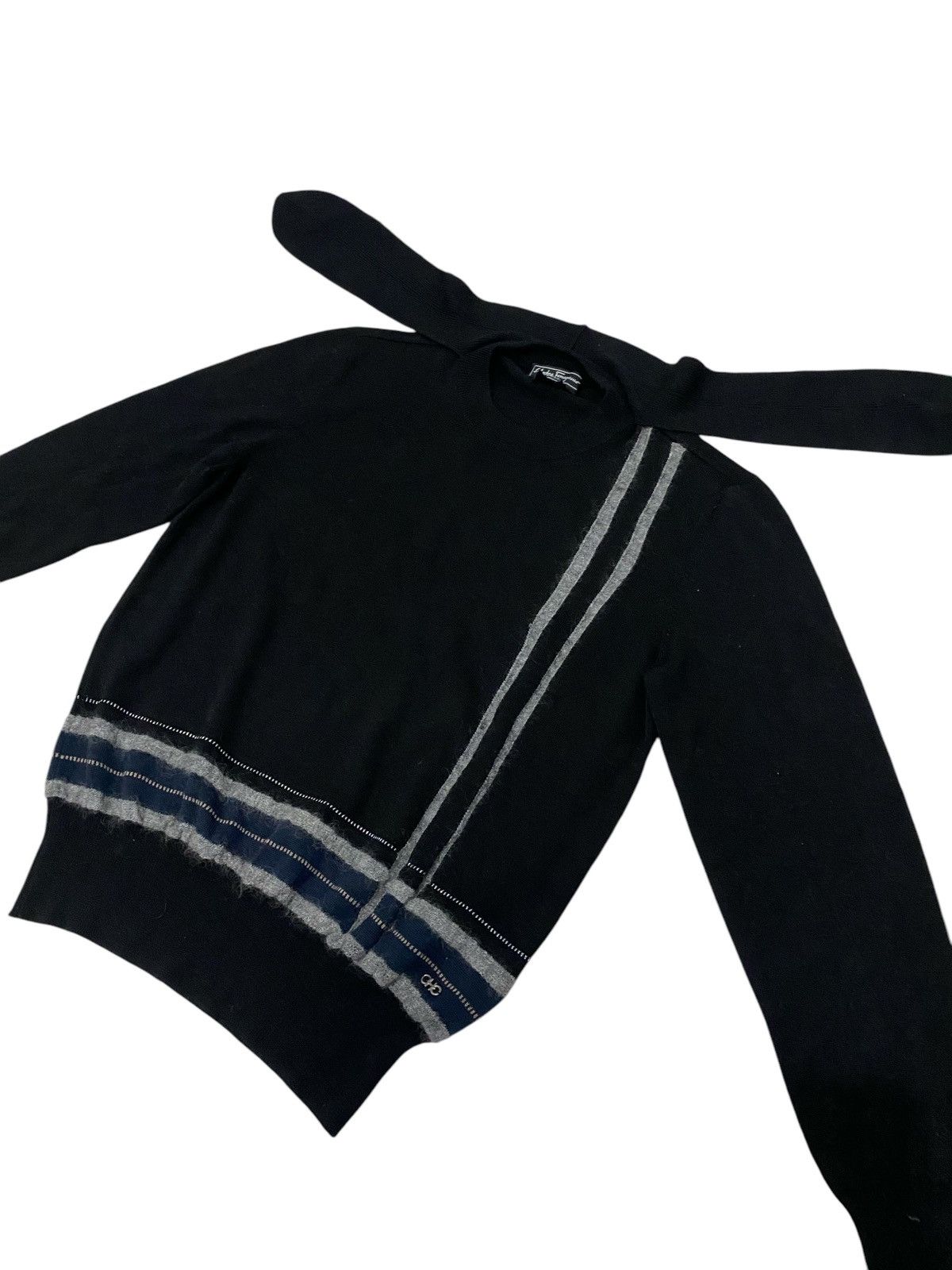 Salvatore Ferragamo Salvatore Ferragamo Scarve Colar Knitwear Size US XL / EU 56 / 4 - 4 Thumbnail