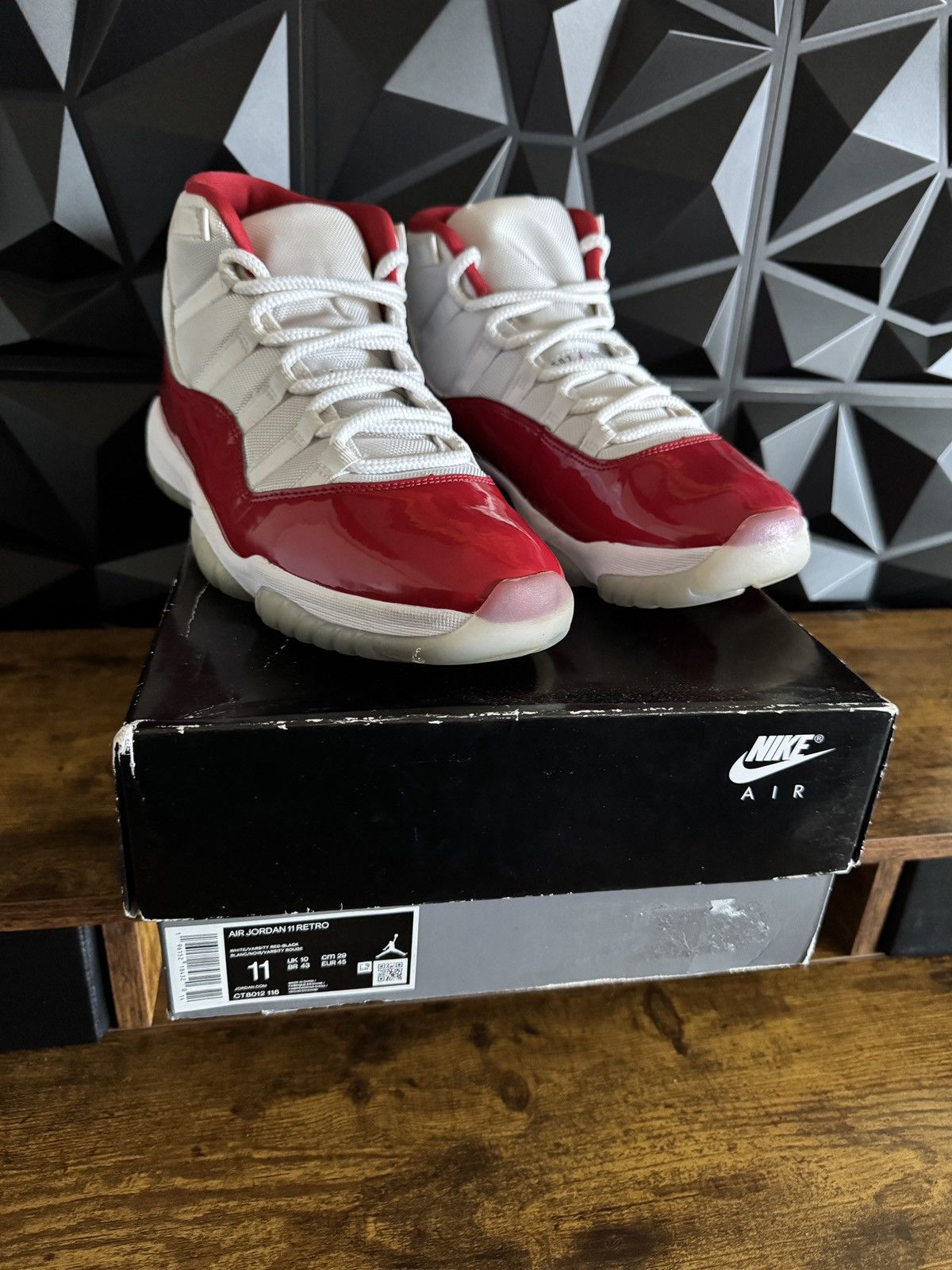 Jordan Brand Jordan 11 Cherry Size 11 Mens Size US 11 / EU 44 - 3 Thumbnail