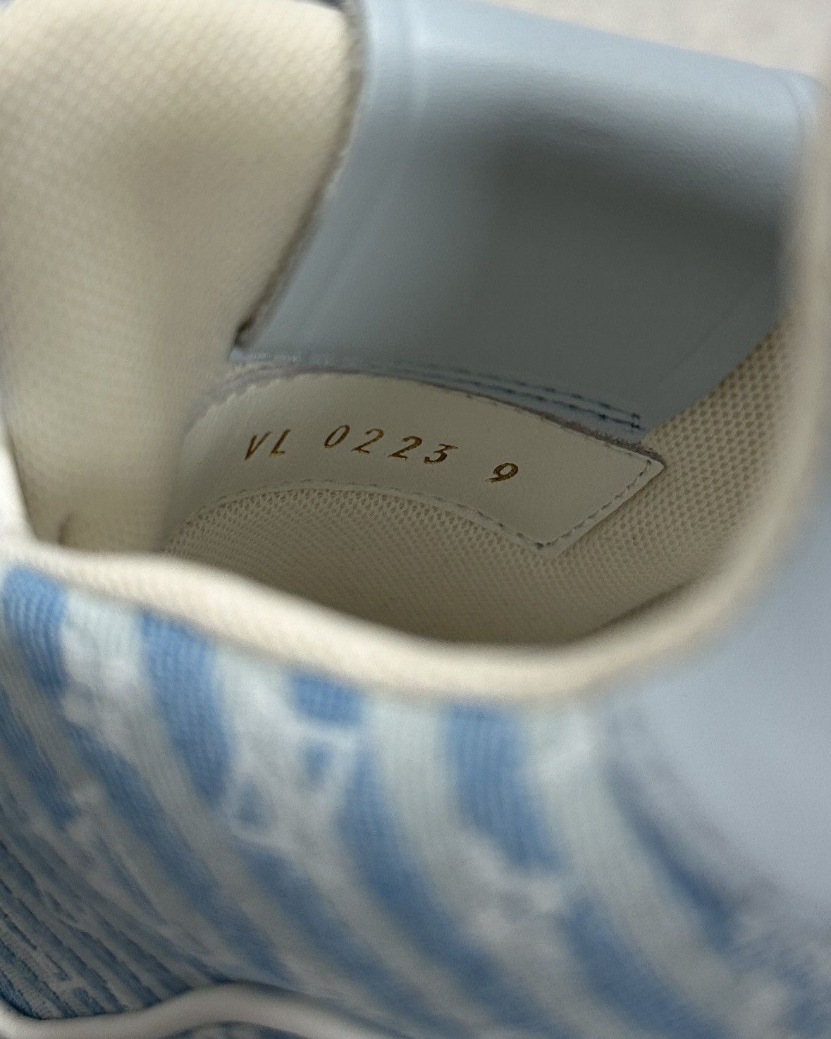 Louis Vuitton Louis Vuitton #54 LV Mini Monogram Trainer Blue LV9 Size US 10 / EU 43 - 10 Thumbnail