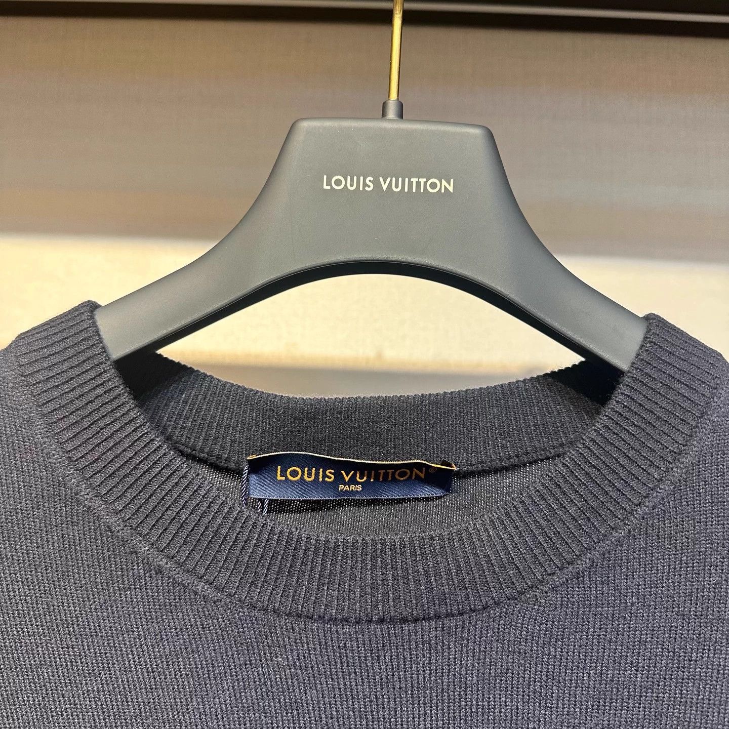 Louis Vuitton LV Monogram black blue cblk crewneck sweater L NWT Size US L / EU 52-54 / 3 - 3 Thumbnail