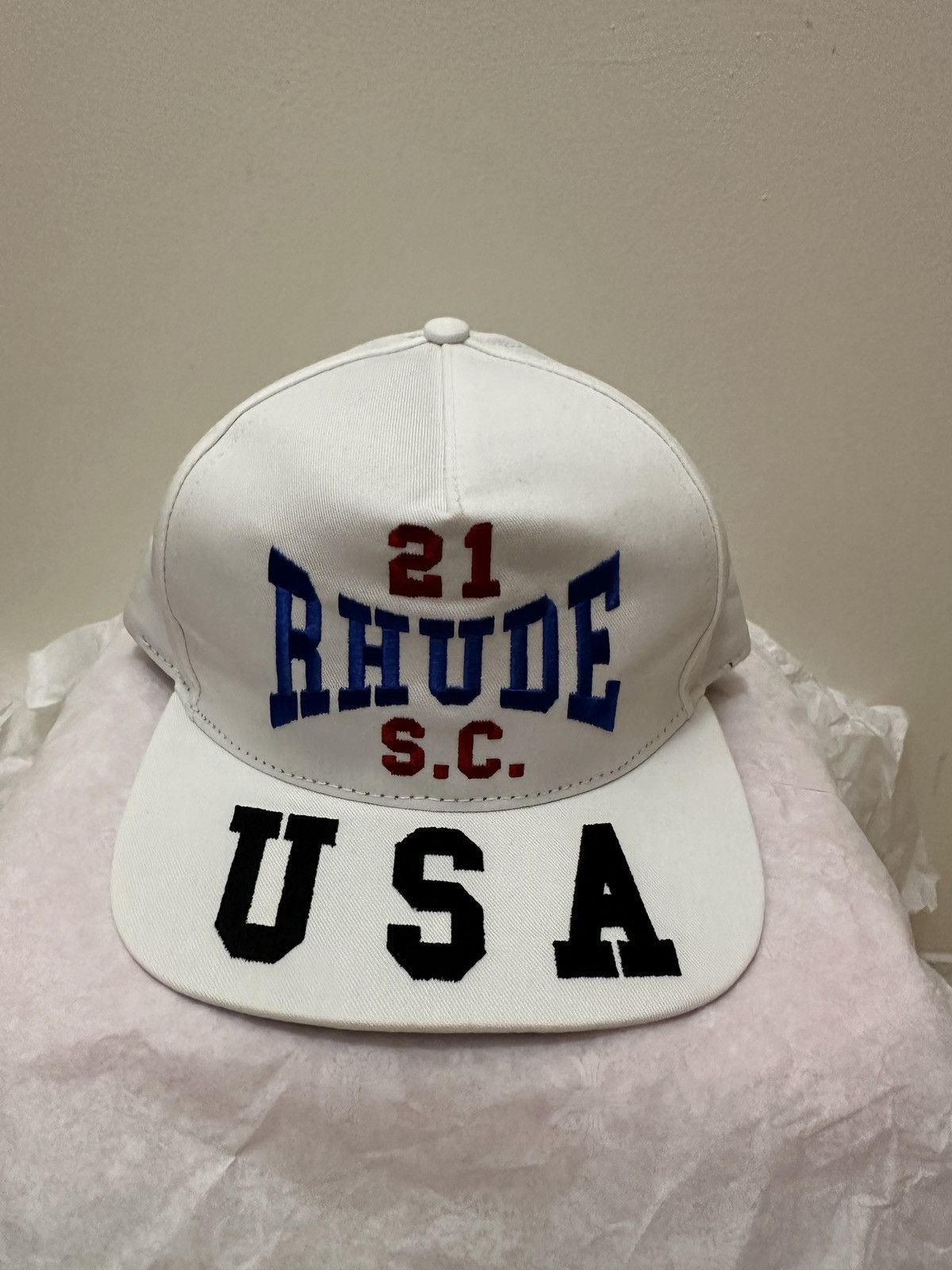 Rhude Rhude Trucker Hat USA White Size ONE SIZE - 1 Thumbnail