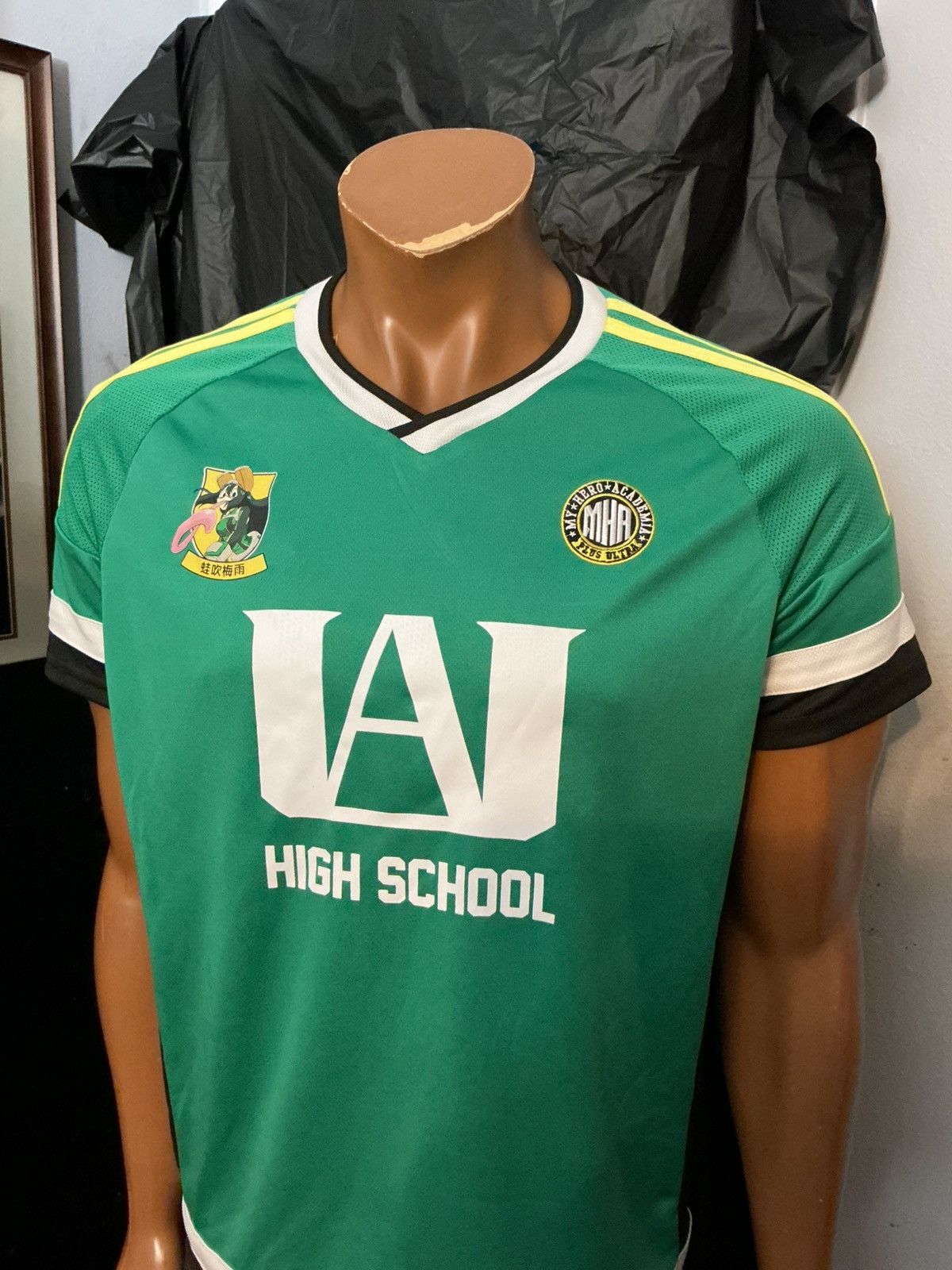 Other My Hero Academia Tsuyu Asui Frog Hero Manga Soccer Jersey Size US M / EU 48-50 / 2 - 13 Thumbnail