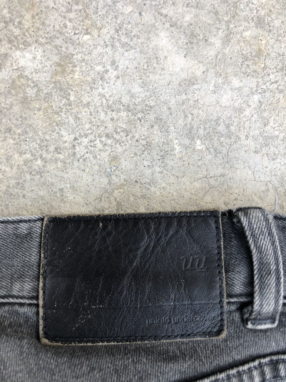 Jun Takahashi Undercover x Uniqlo Distressed Skinny Jeans Size US 31 - 18 Thumbnail