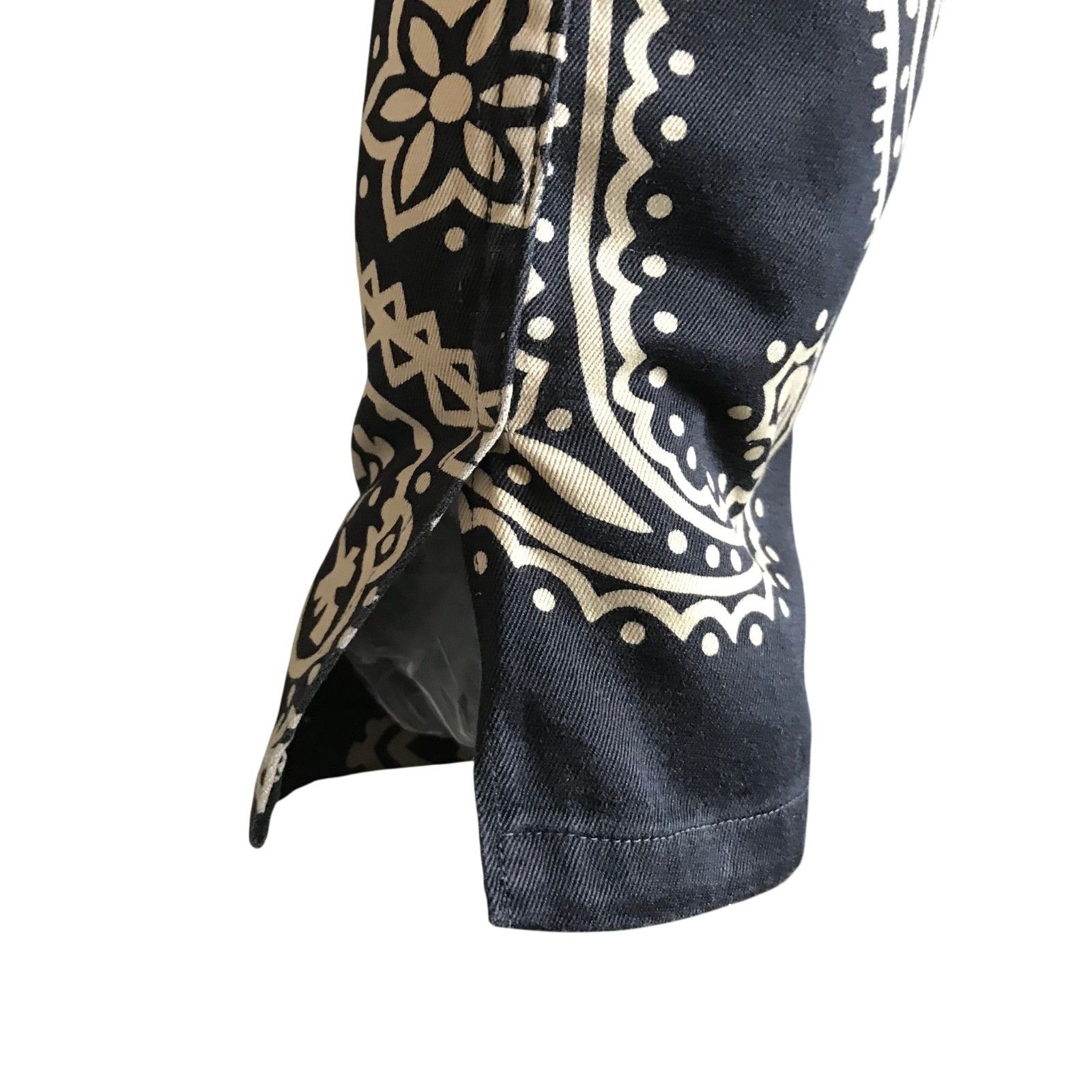 Moschino Vintage Moschino Bandana Print Jeans 90s Archival Peace Size 28" / US 6 / IT 42 - 7 Thumbnail