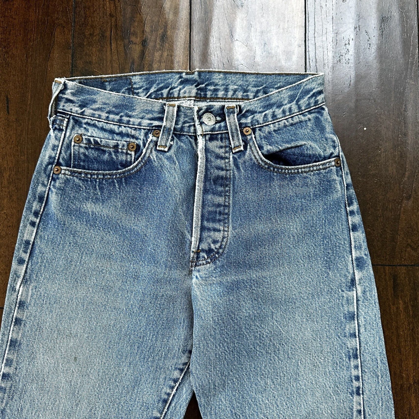 Levi's VINTAGE Levi's 501 XX Jeans 27x36 Blue Distressed 80s USA Mens Size US 27 - 2 Thumbnail