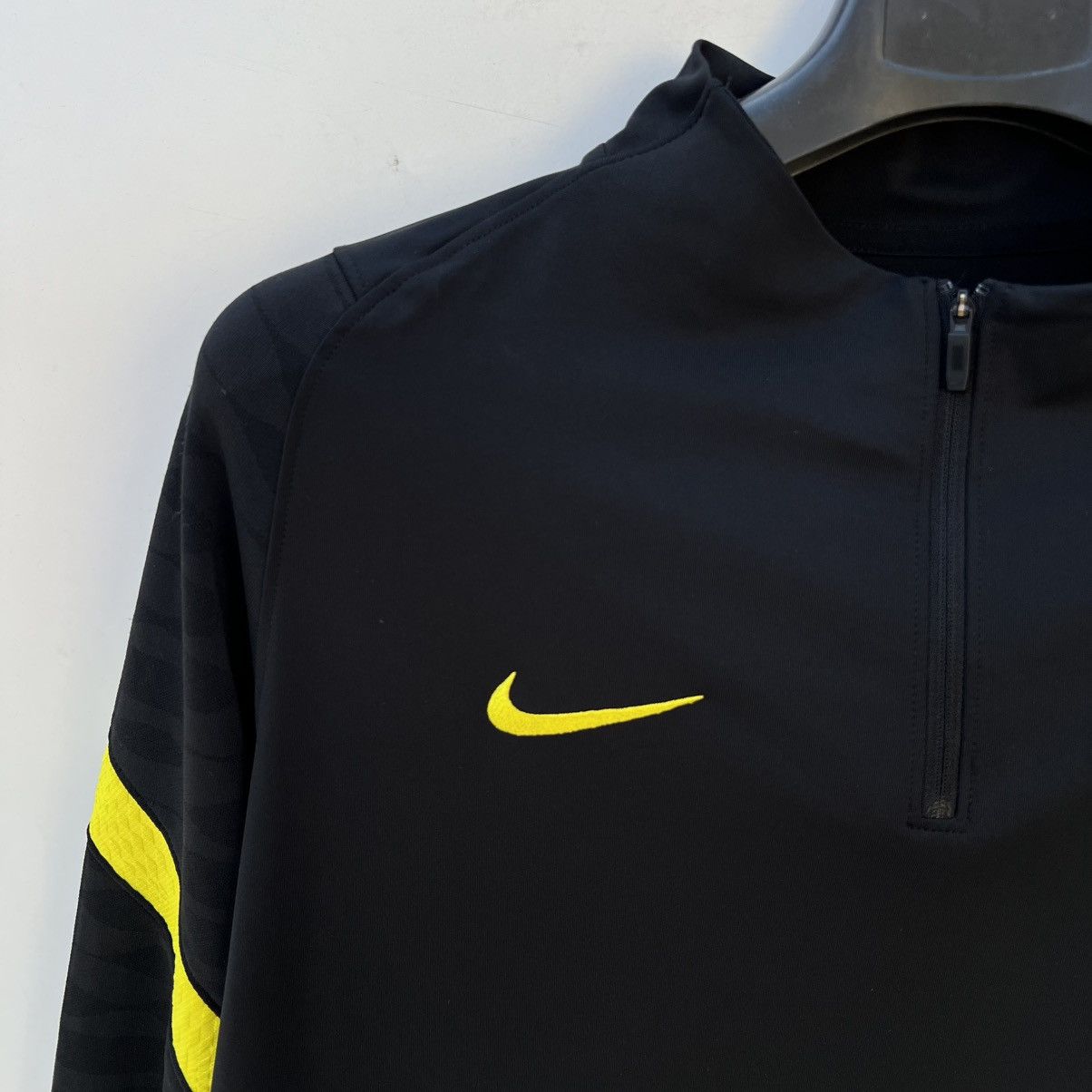 Nike FC Chelsea 2021 2022 training shirt