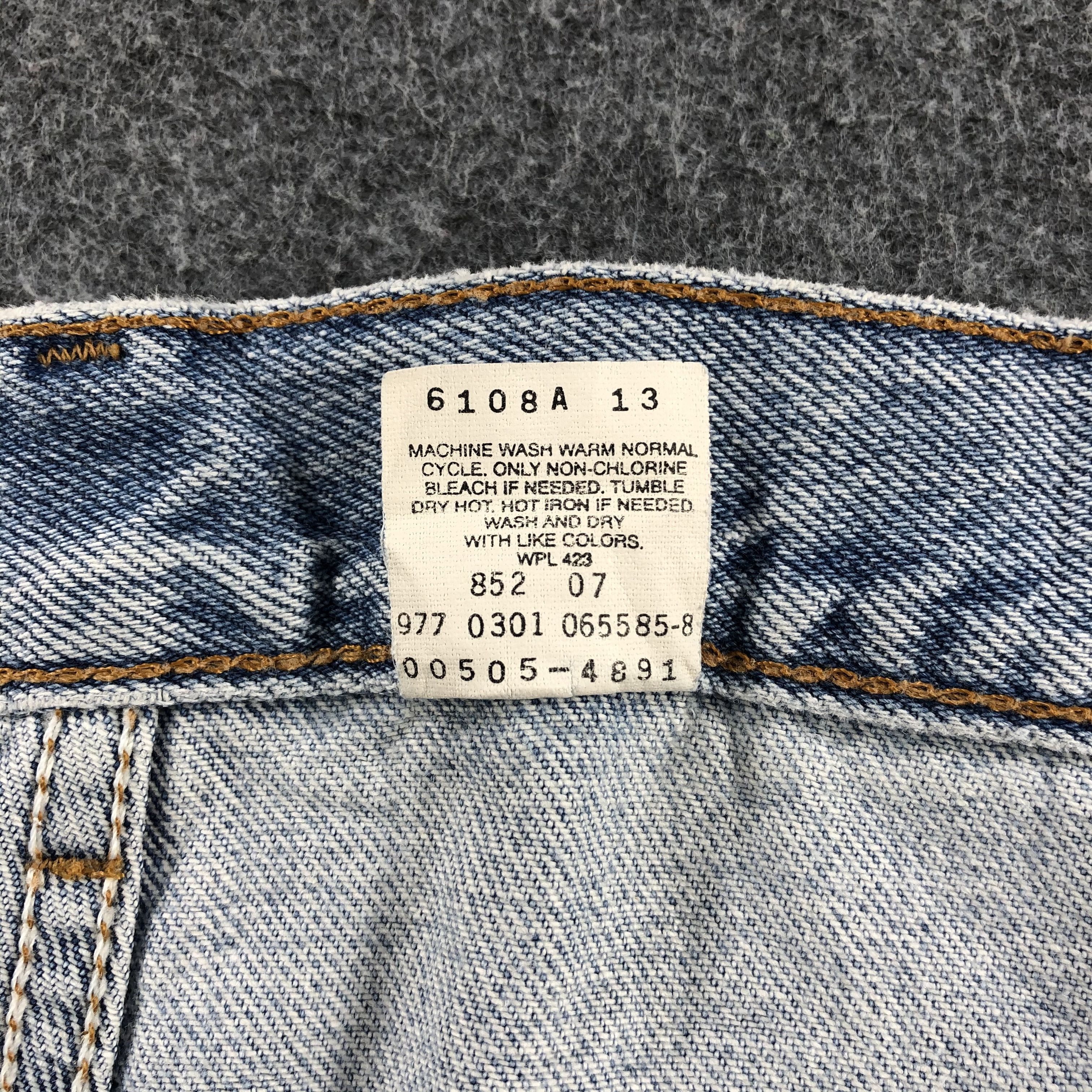 Levi's × Vintage Vintage 90s Light Wash Levis 505 Jeans-JM810 Size US 35 - 11 Thumbnail