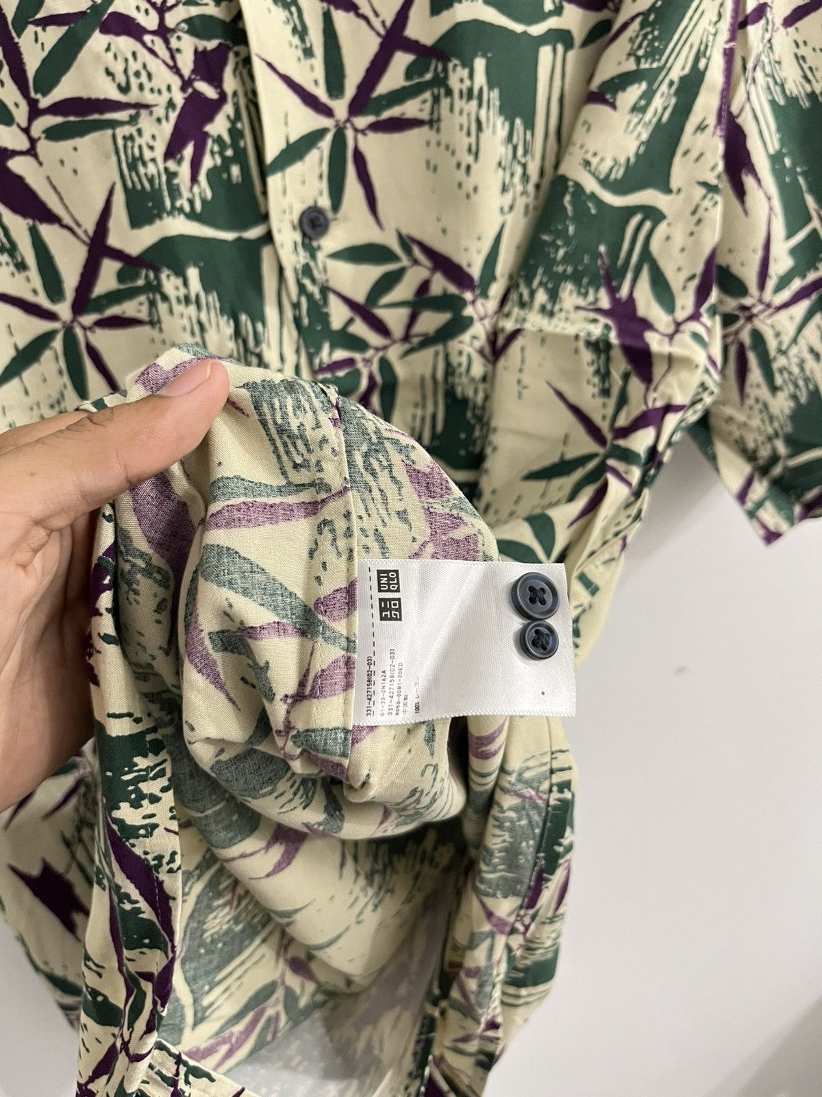 Japanese Brand Uniqlo Japanes Edition Button Up Shirt Size US L / EU 52-54 / 3 - 5 Thumbnail