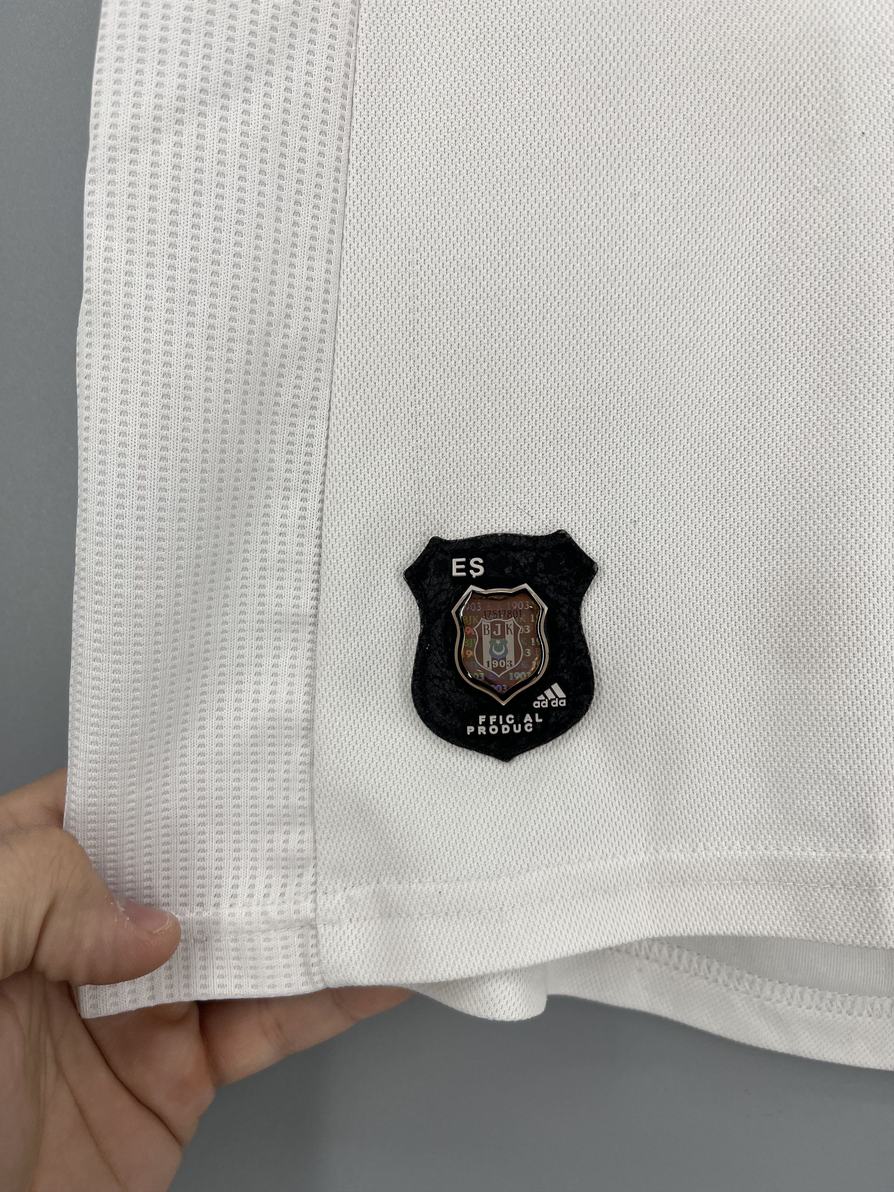 Adidas Beşiktaş 2013 2014 #13 TOLGA Home Football Jersey Adidas Size US M / EU 48-50 / 2 - 12 Thumbnail