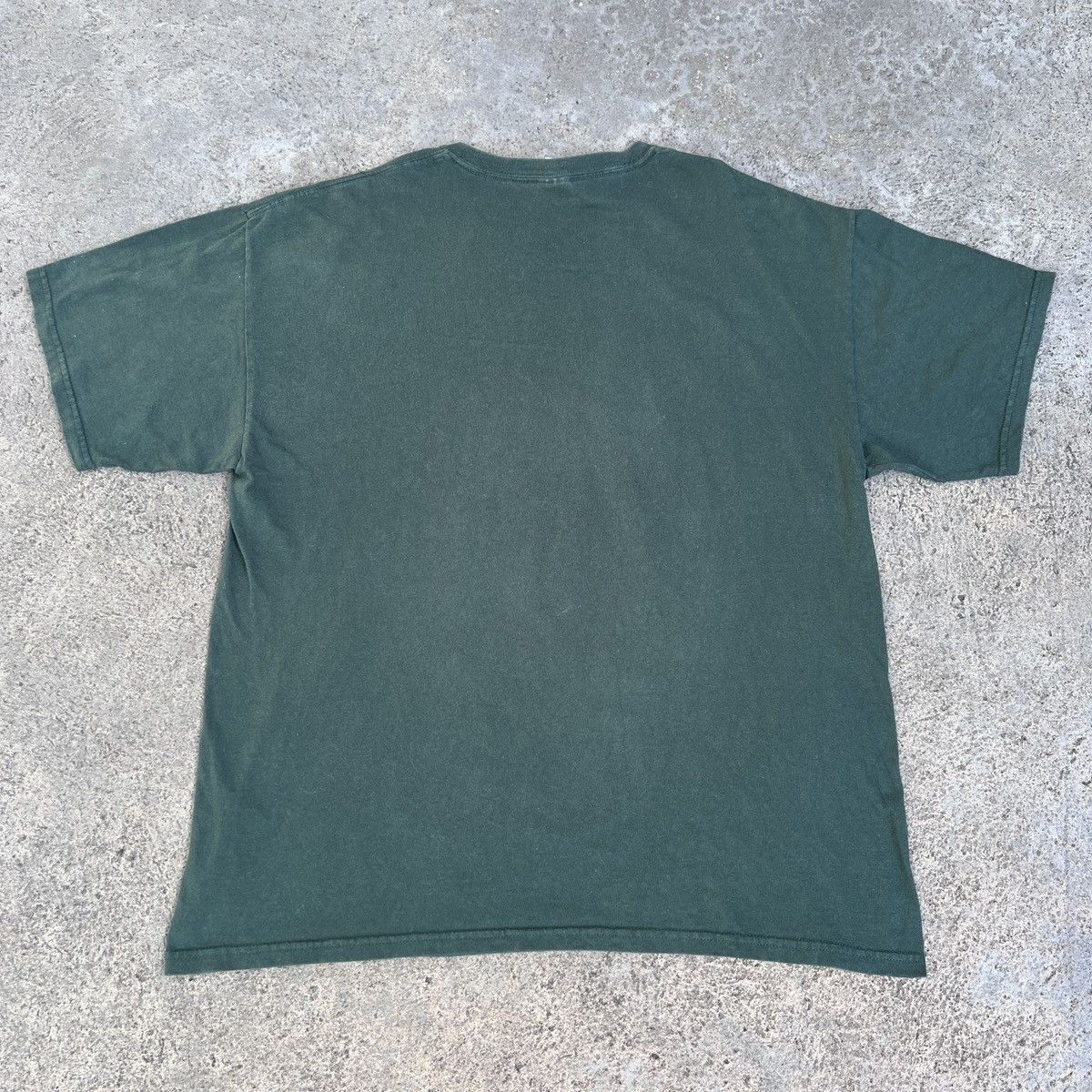Vintage Vintage Y2K CONTINENTS Girl Art Tee XL Streetwear Graphics Size US XL / EU 56 / 4 - 7 Thumbnail