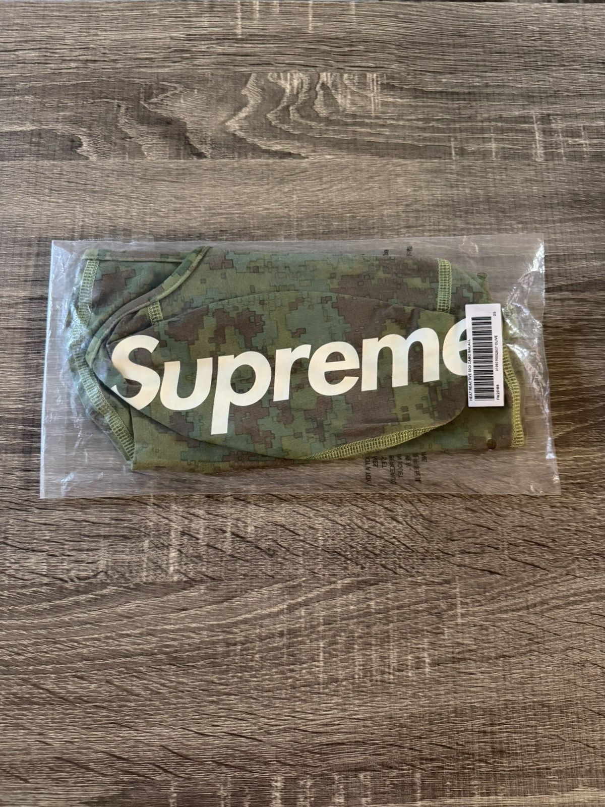 Supreme Supreme Heat Reactive Digi Camo Balaclava Green Size ONE SIZE - 3 Thumbnail