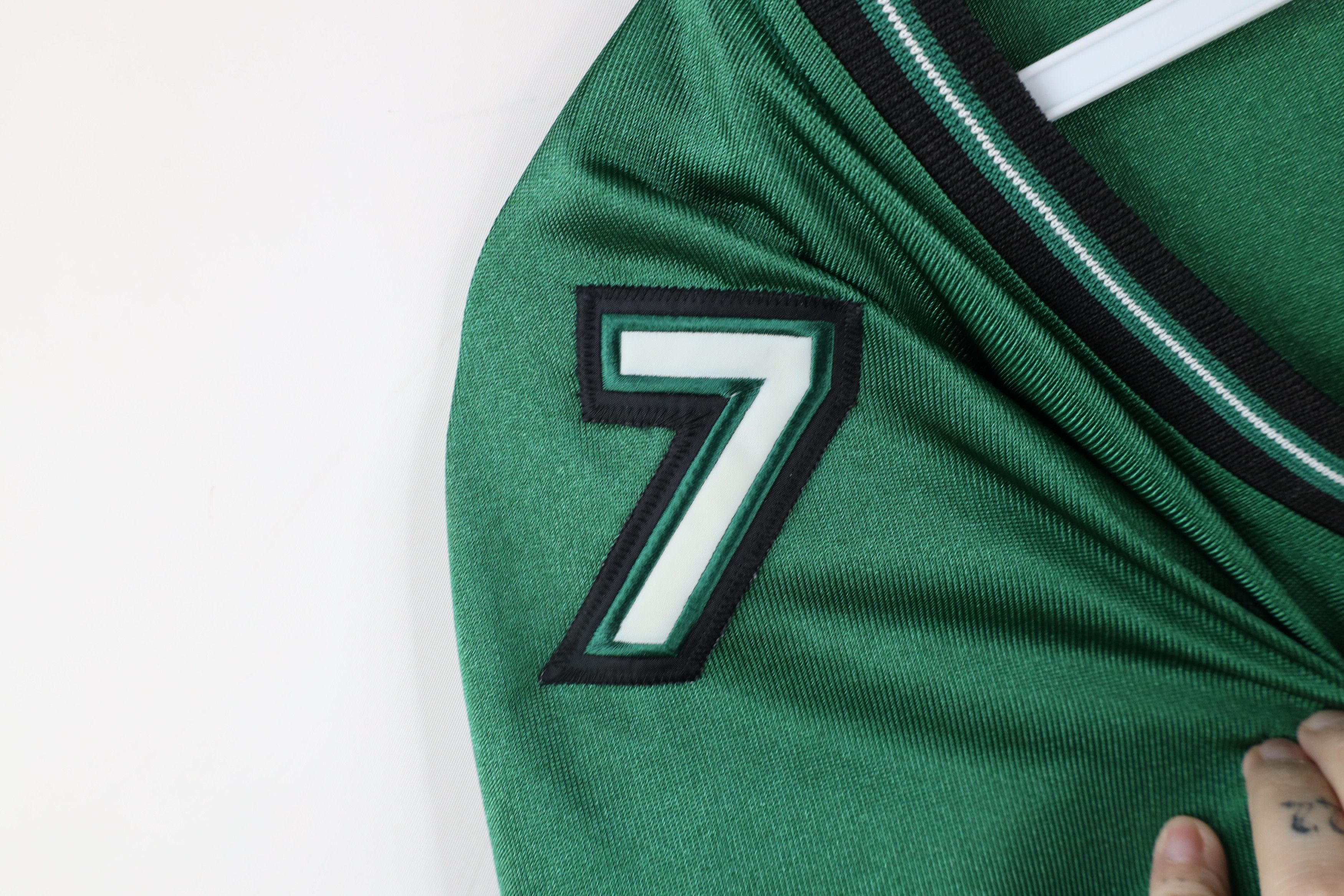 Vintage Vintage Streetwear Spell Out Harlem Football Jersey Green Size US XL / EU 56 / 4 - 6 Thumbnail