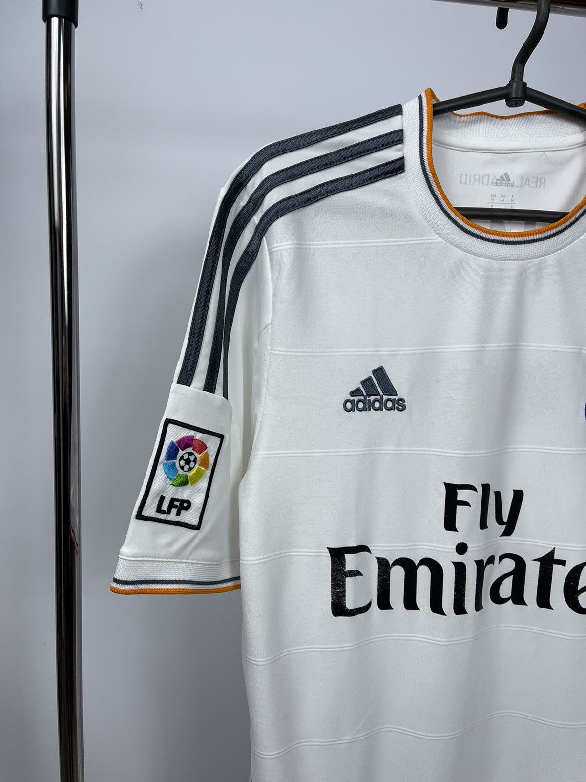 Adidas 2013/14 Adidas Real Madrid Home JerseyRonaldo No. 7 Size M Size US M / EU 48-50 / 2 - 6 Thumbnail