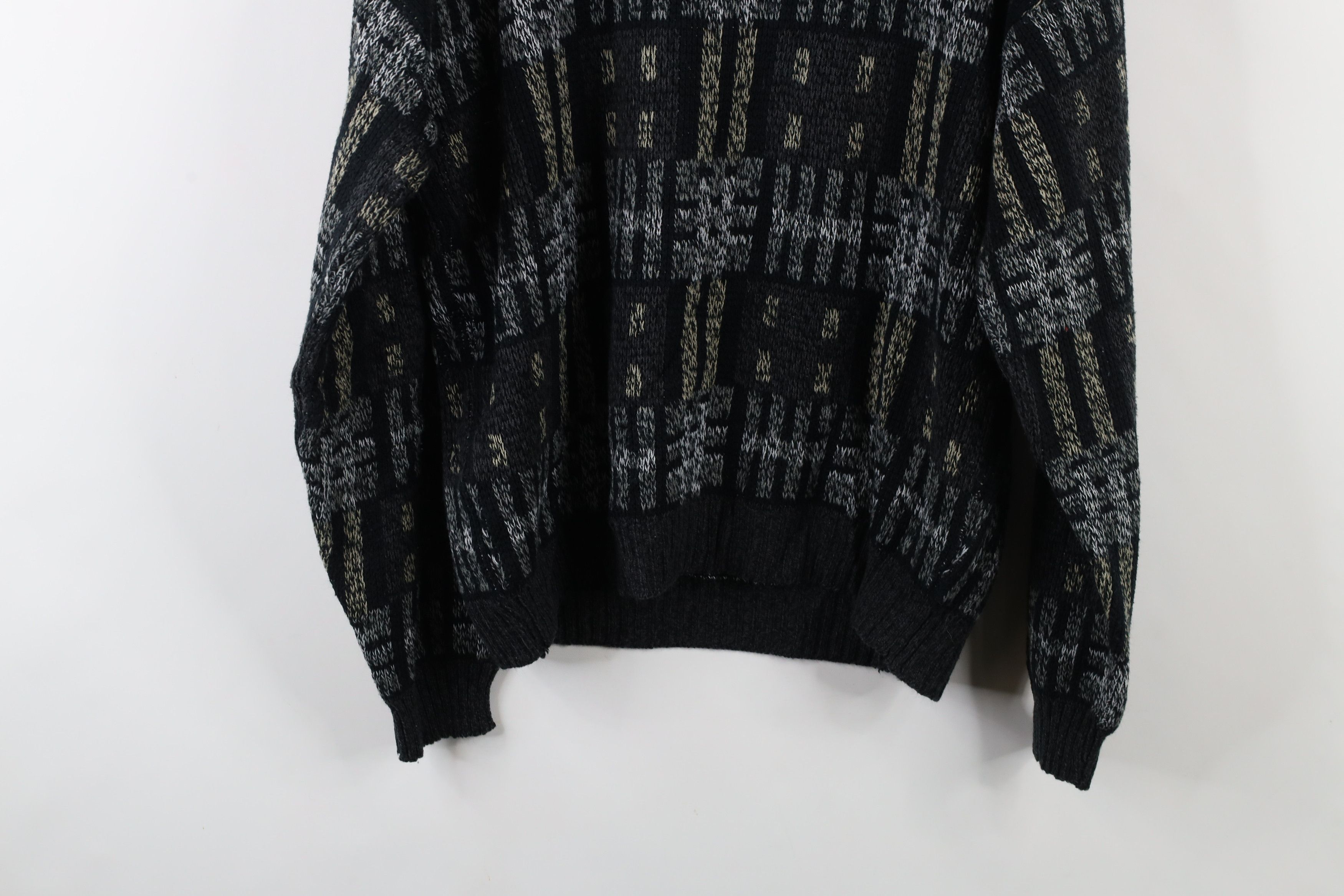 Vintage Vintage 90s Coogi Style Checkered Knit Dad Sweater Size US L / EU 52-54 / 3 - 8 Thumbnail
