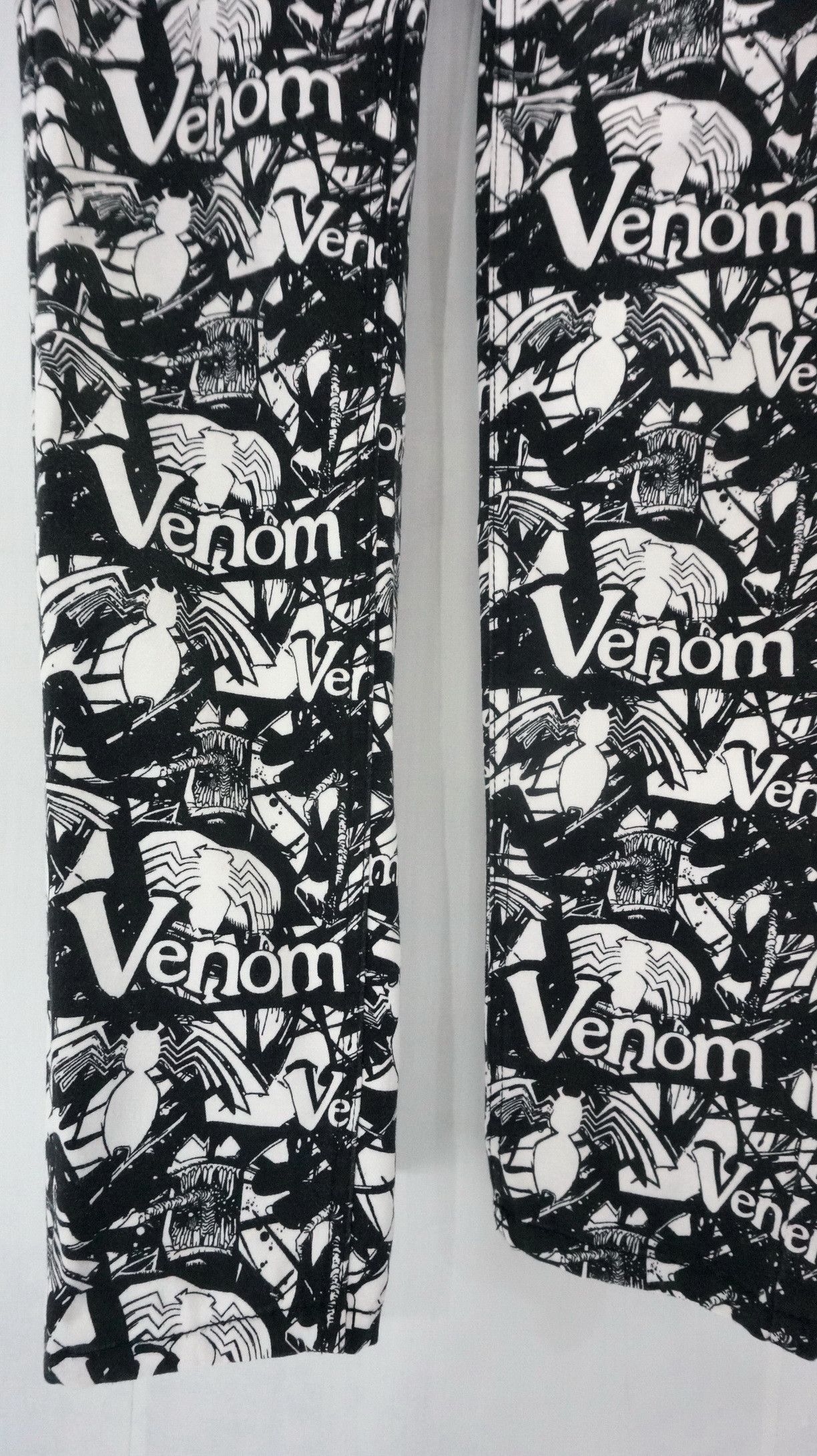 Marvel Comics Marvel VENOM Skinny Women Pants Size 29" - 6 Thumbnail