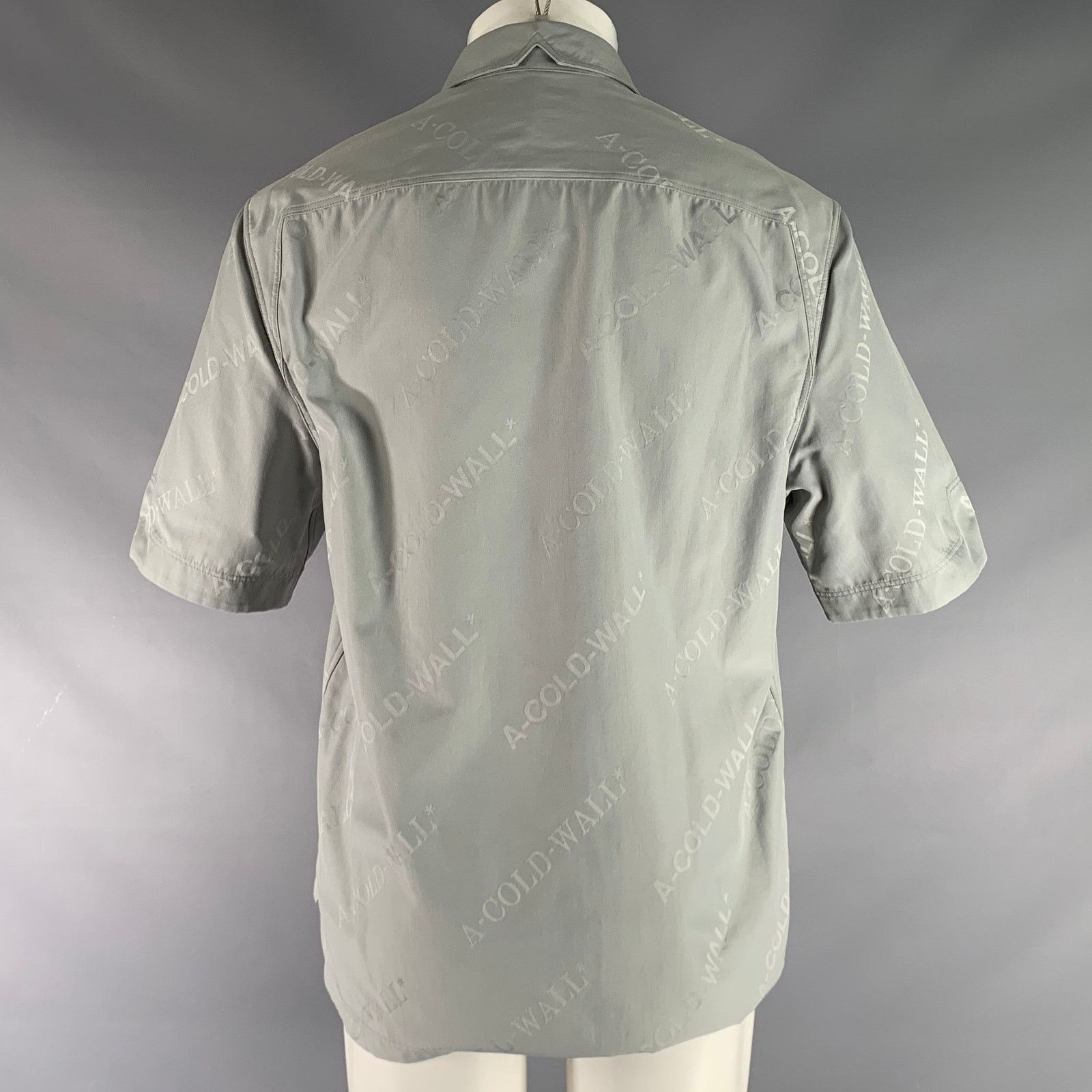 A-COLD-WALL* M Grey Monogram Polyamide Pop-Over Short Sleeve Shirt Size US M / EU 48-50 / 2 - 4 Thumbnail