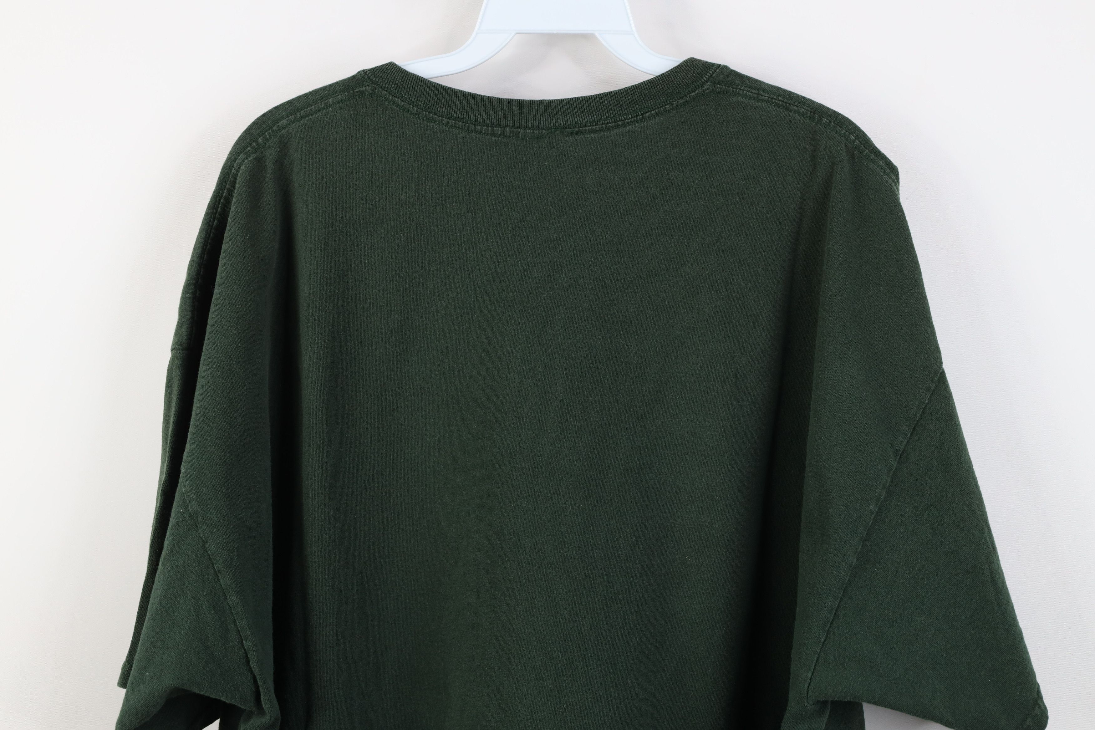 Vintage Vintage 90s Streetwear Nature Wolf Pack T-Shirt Green Size US XXL / EU 58 / 5 - 14 Thumbnail