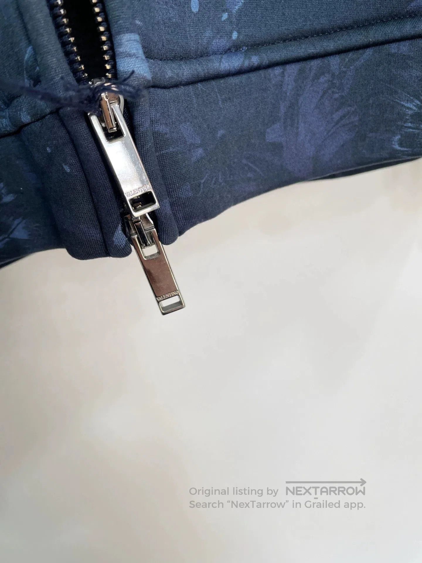 Valentino VALENTINO Zip-Up Jacket. Size US M / EU 48-50 / 2 - 5 Thumbnail