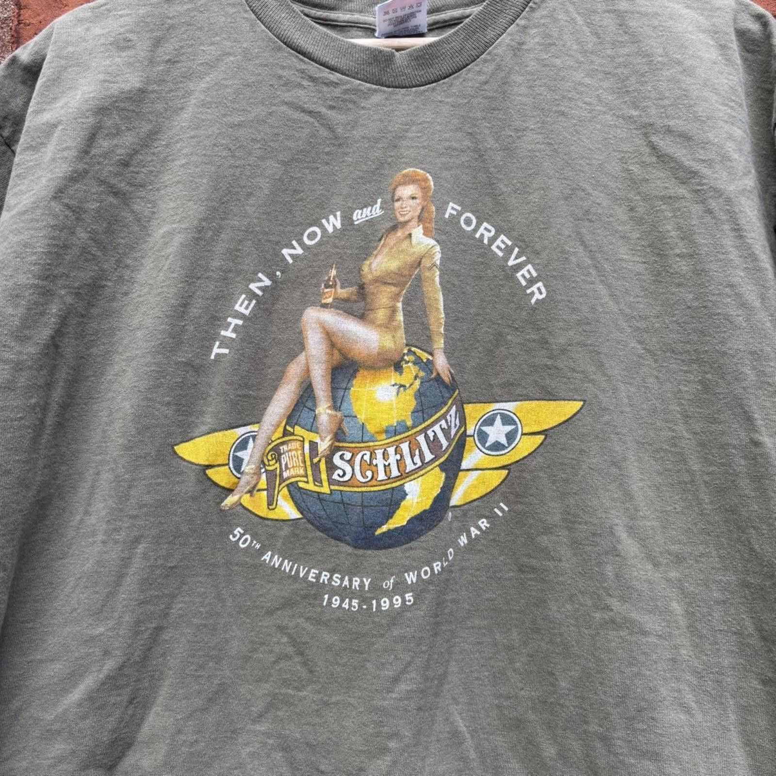 Fruit Of The Loom vintage schlitz 50th anniversary of world war 2 t shirt XL Size US XL / EU 56 / 4 - 2 Thumbnail