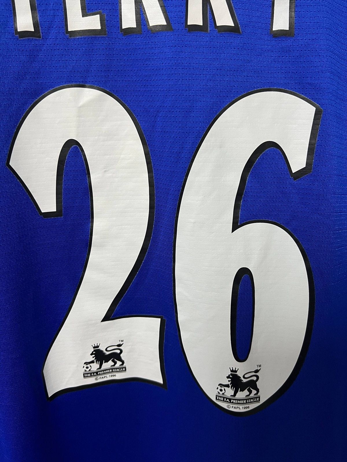 Umbro Chelsea 2005/2006 Home John Terry Jersey Umbro Football XL Size US XL / EU 56 / 4 - 5 Thumbnail