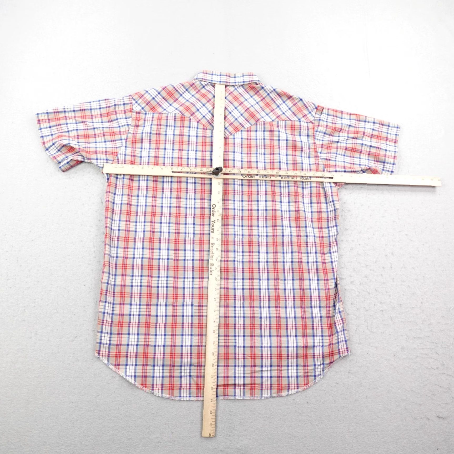Wrangler Vintage Wrangler Shirt XL Long Tails Cowboy Cut Red Blue Western Pearl Snap Size US XL / EU 56 / 4 - 4 Thumbnail