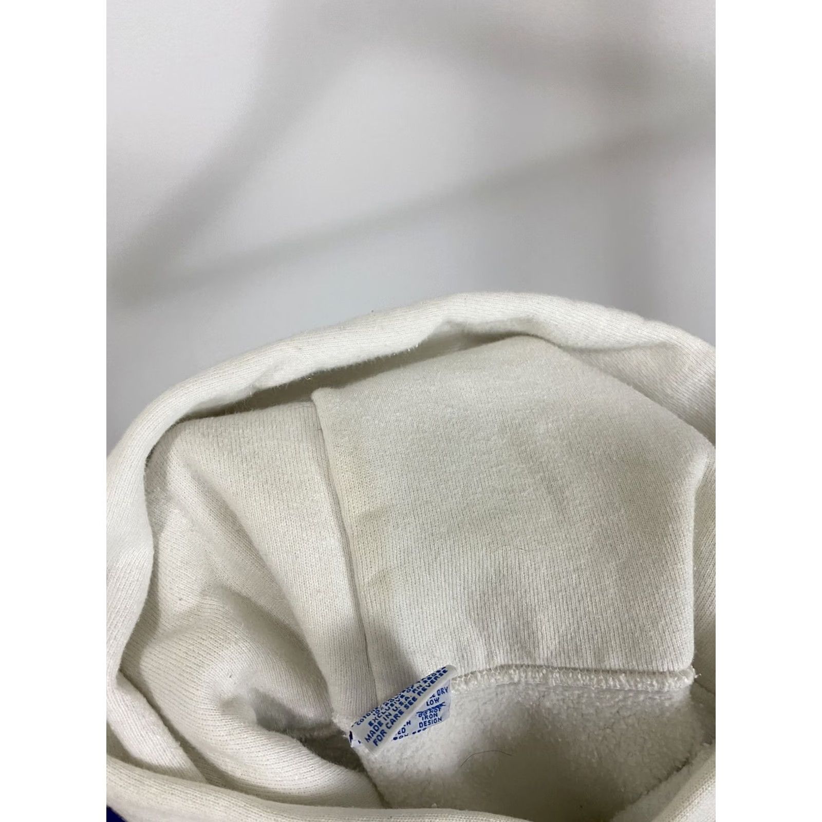 Champion VINTAGE Champion Reverse Weave Hoodie Mens White 90s Reversible Size L USA RARE Size US L / EU 52-54 / 3 - 6 Thumbnail