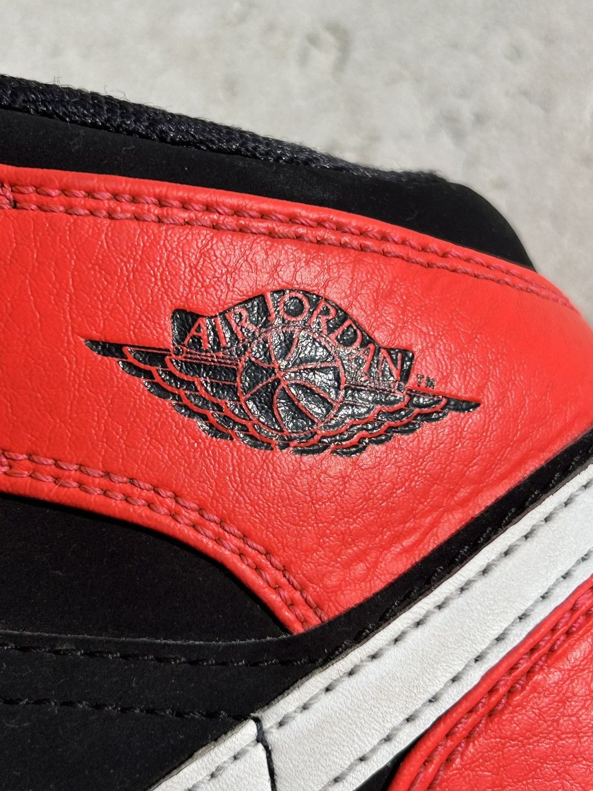 Jordan Brand × Nike Jordan 1 Mid Infrared 23 Size US 6.5 / EU 39-40 - 6 Thumbnail