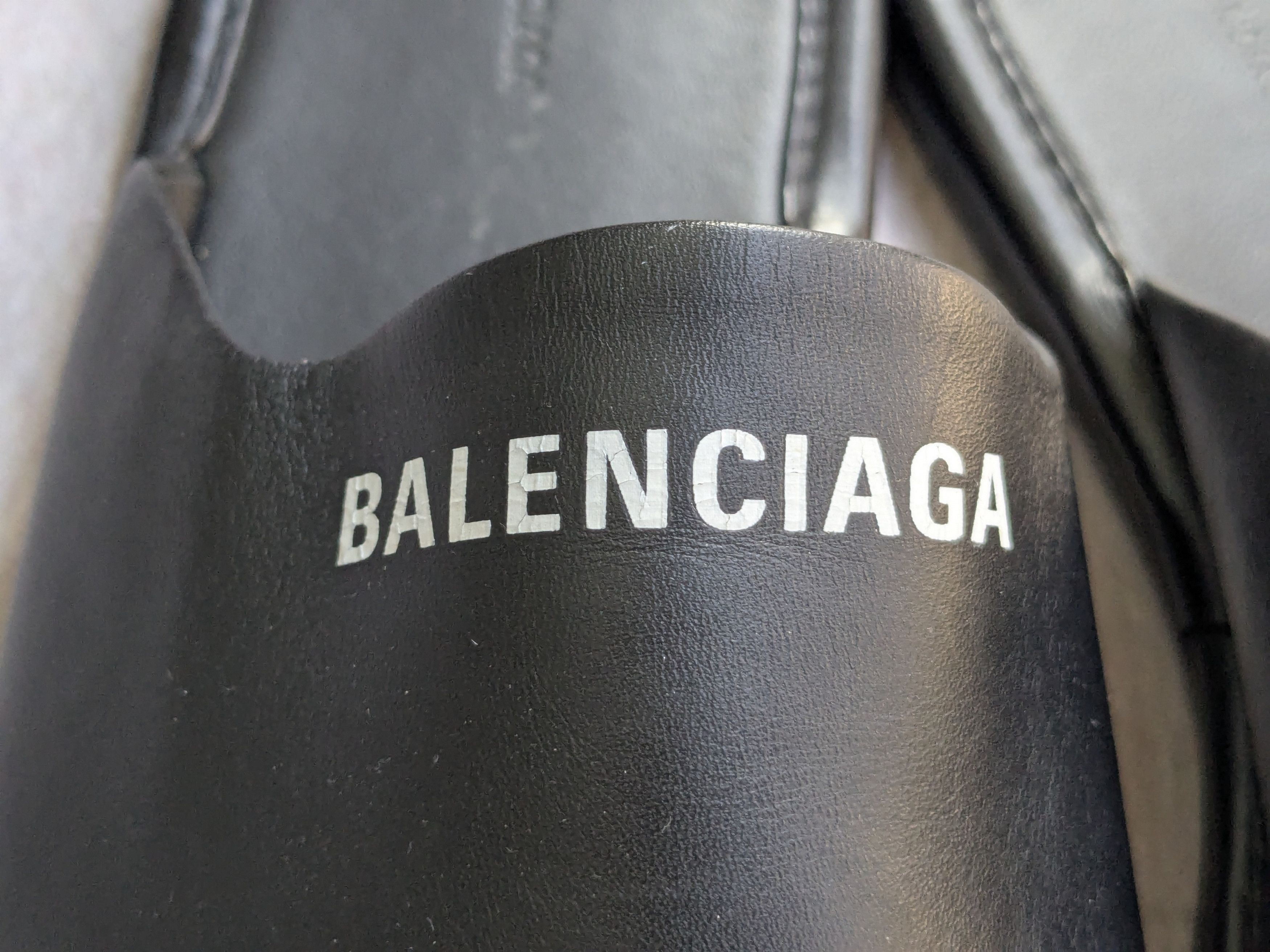 Balenciaga Balenciaga Leather Slippers Black Leather 7 40 Sandals Mules Size US 7 / EU 40 - 2 Thumbnail