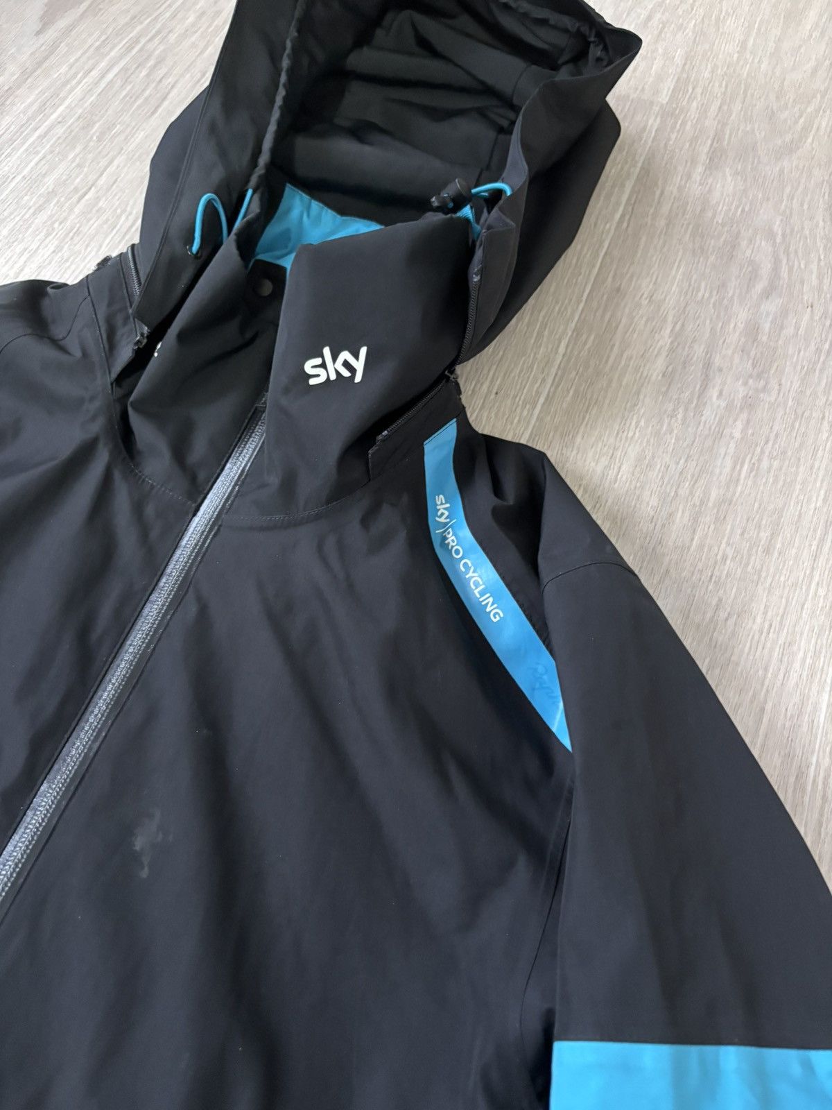 Rapha Mens Rapha sky jacket rare Size US M / EU 48-50 / 2 - 4 Thumbnail