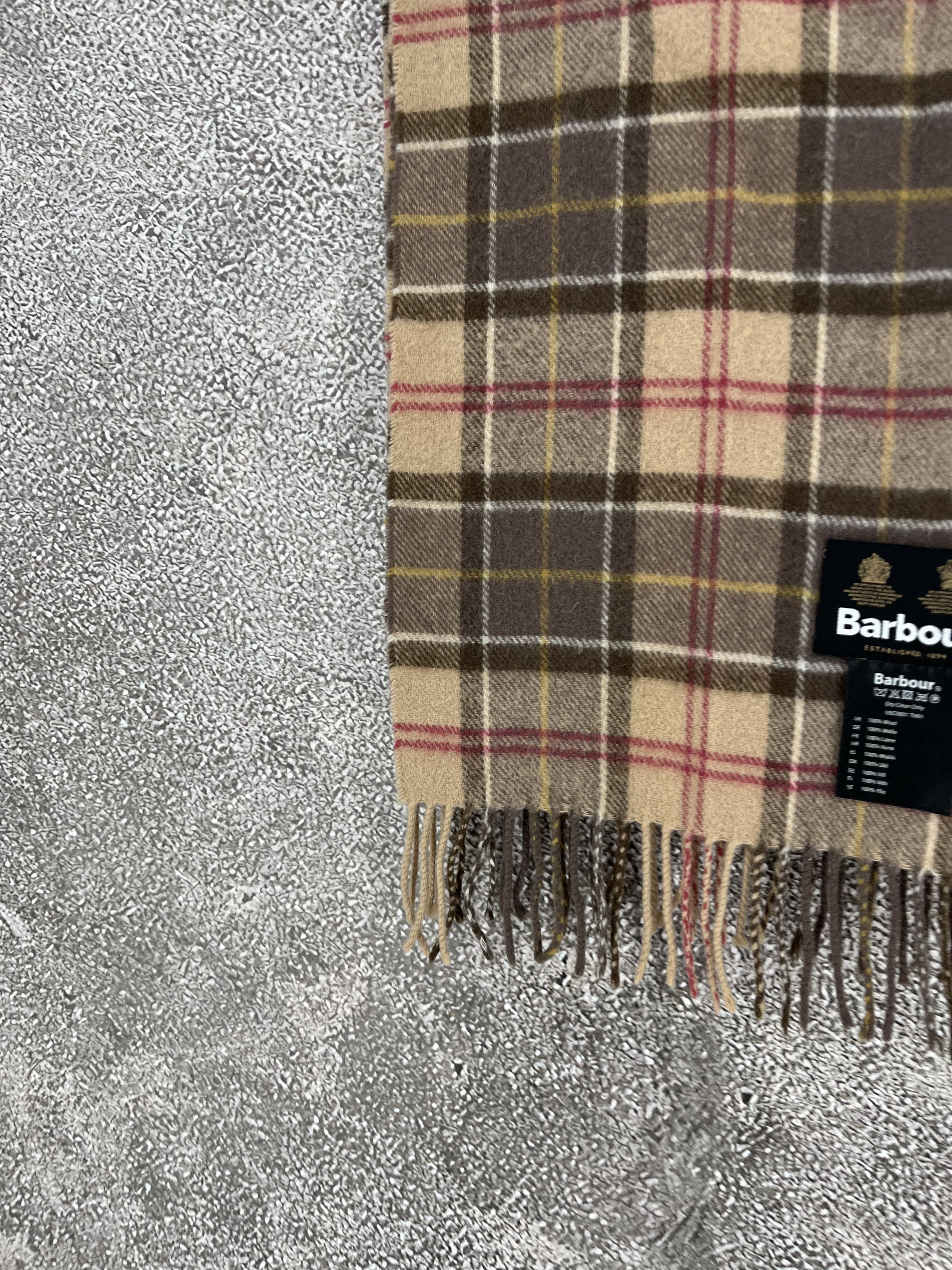 Barbour Barbour Classic Tartan Wool Cashmere Scarf Size ONE SIZE - 2 Thumbnail