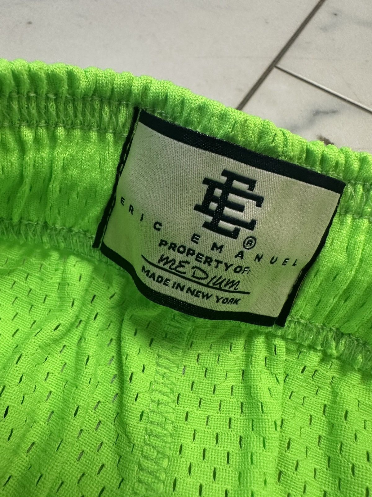 Eric Emanuel Eric Emanuel EE Shorts ‘Gecko Green Bolt Pattern’ Size US 34 / EU 50 - 3 Thumbnail