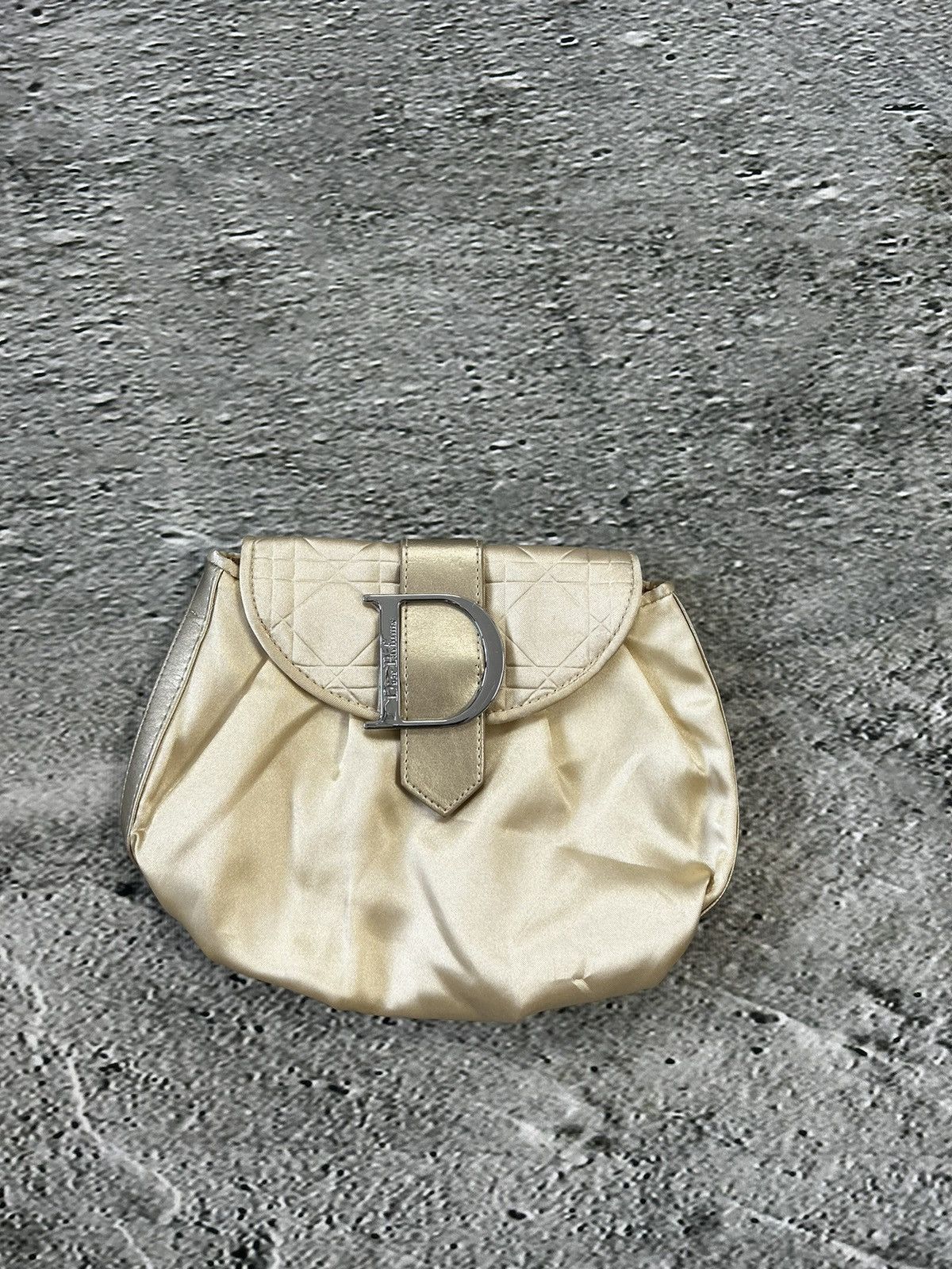 Christian Dior Monsieur × Dior × Vintage Dior parfums small toilet bag gold vintage Size ONE SIZE - 1 Thumbnail