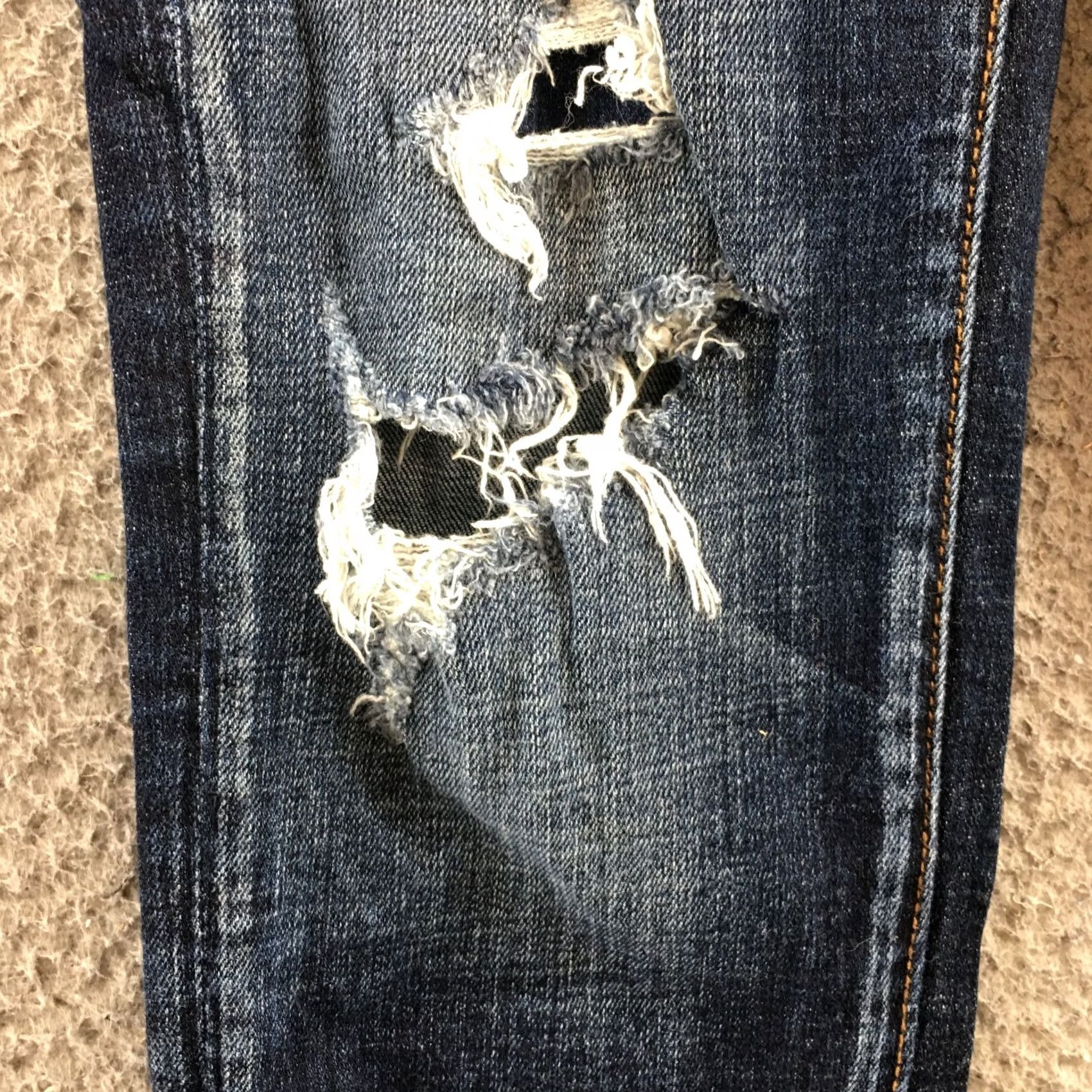 American Eagle Outfitters American Eagle Jegging Jeans Womens 6 Regular Blue Denim Distressed Jeans Mens? Size 28" / US 6 / IT 42 - 6 Thumbnail