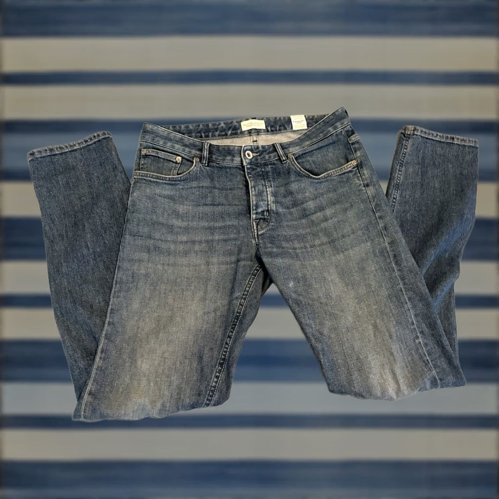 Suitsupply Suitsupply Jeans Denim Blue Slim 32x34 Mens Regular Cotton Blend Straight Inseam 34 Denim 32x34 Italy Button Closure Shoes? Size US 32 / EU 48 - 1 Thumbnail