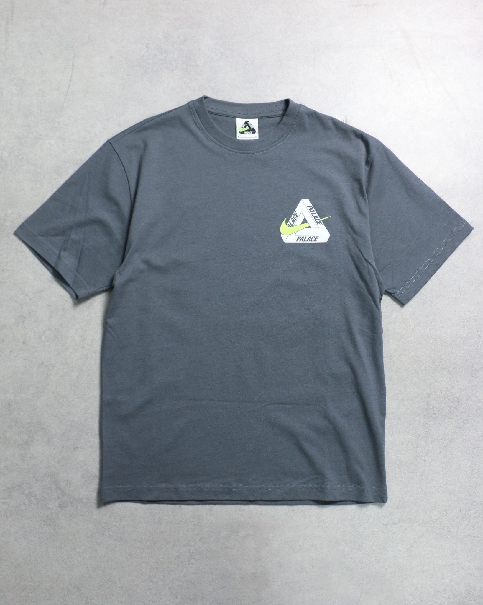Palace Palace x Nike Tri Swoosh T-Shirt Charcoal | Grailed